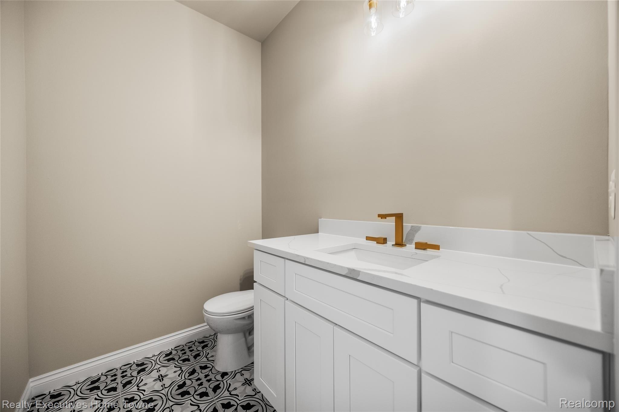 35071 Woodside Drive Property Photo 33