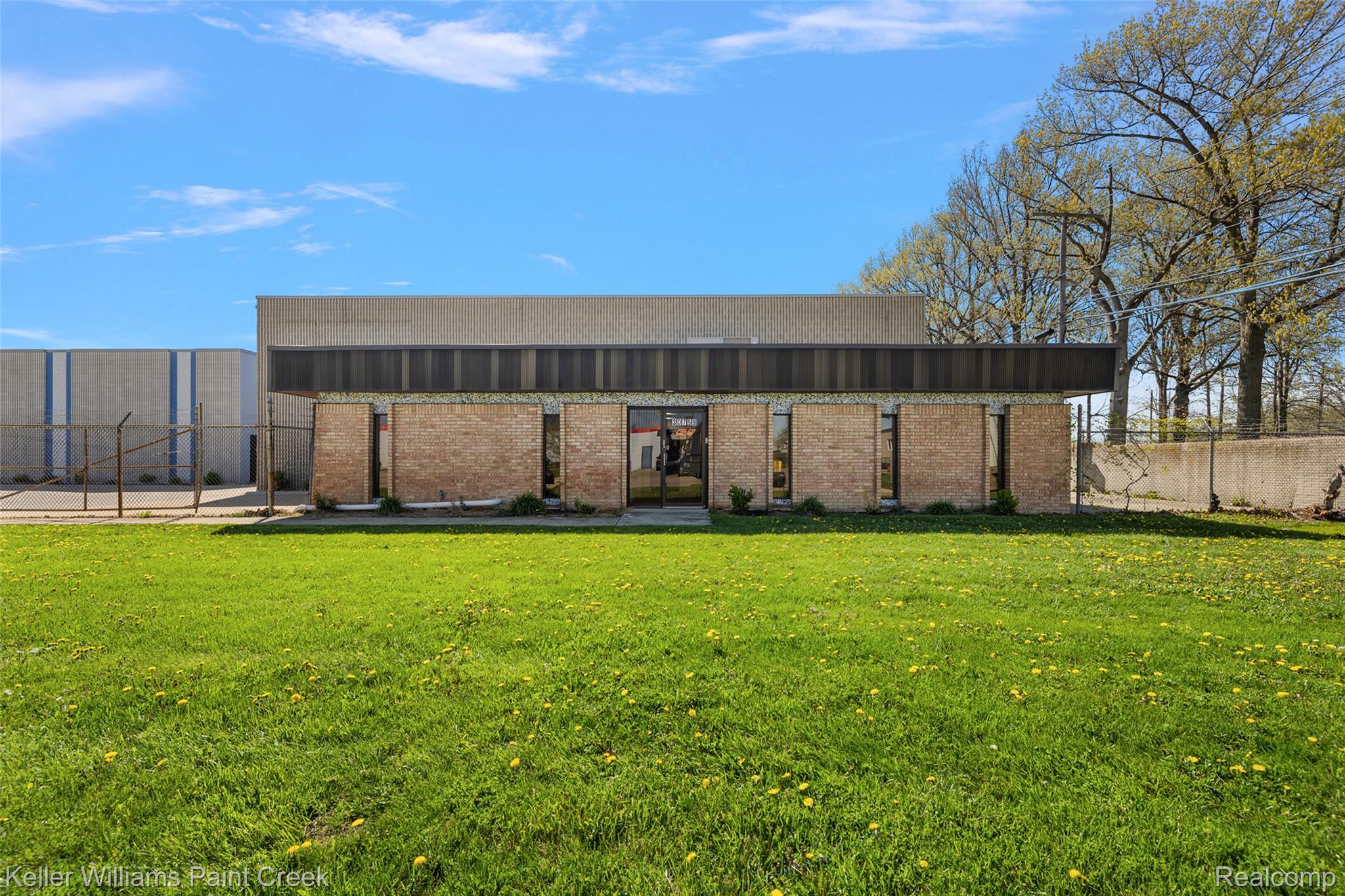 30759 Edison Drive Property Photo 4
