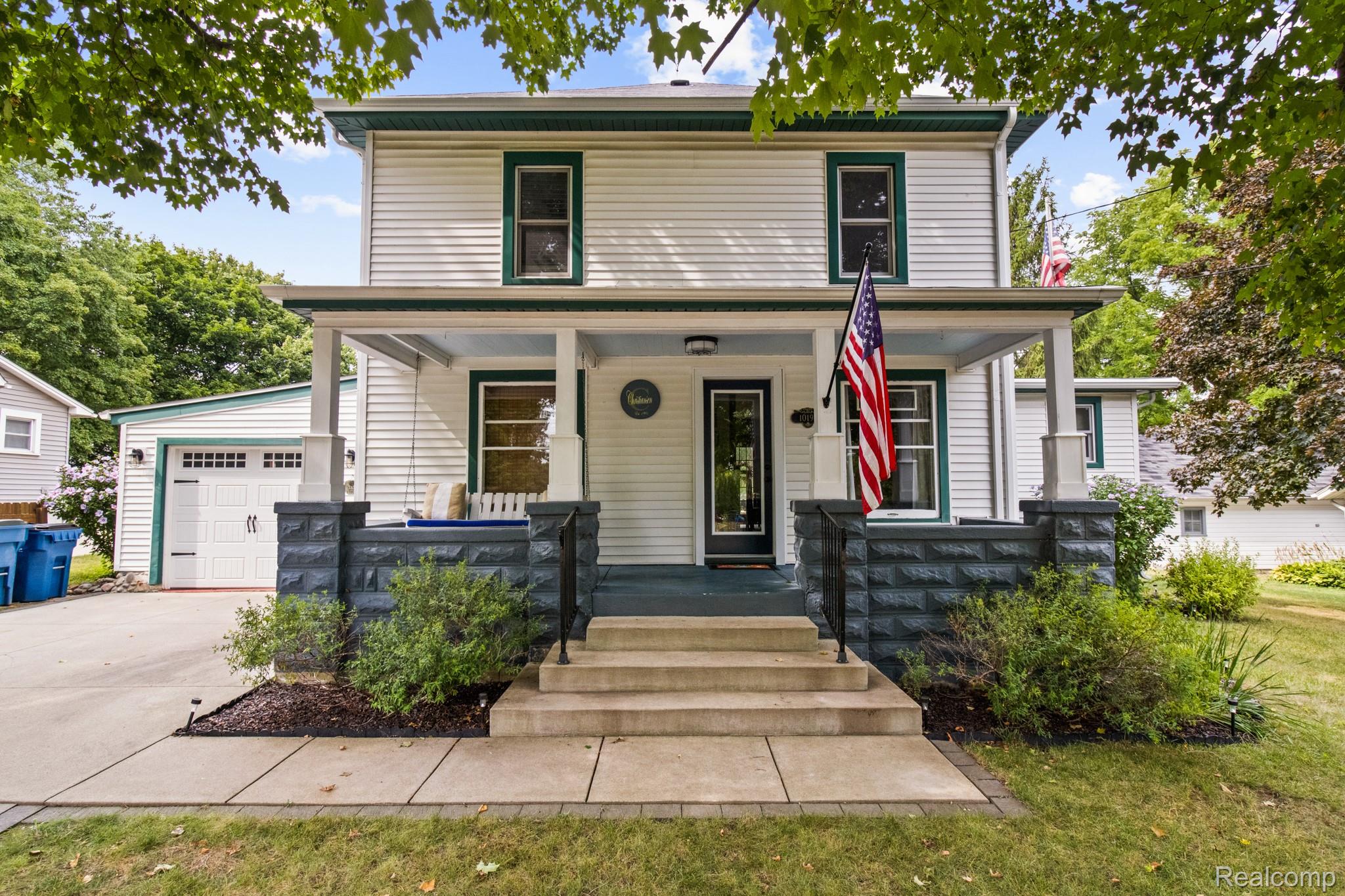 10191 Erie Street Property Photo 1