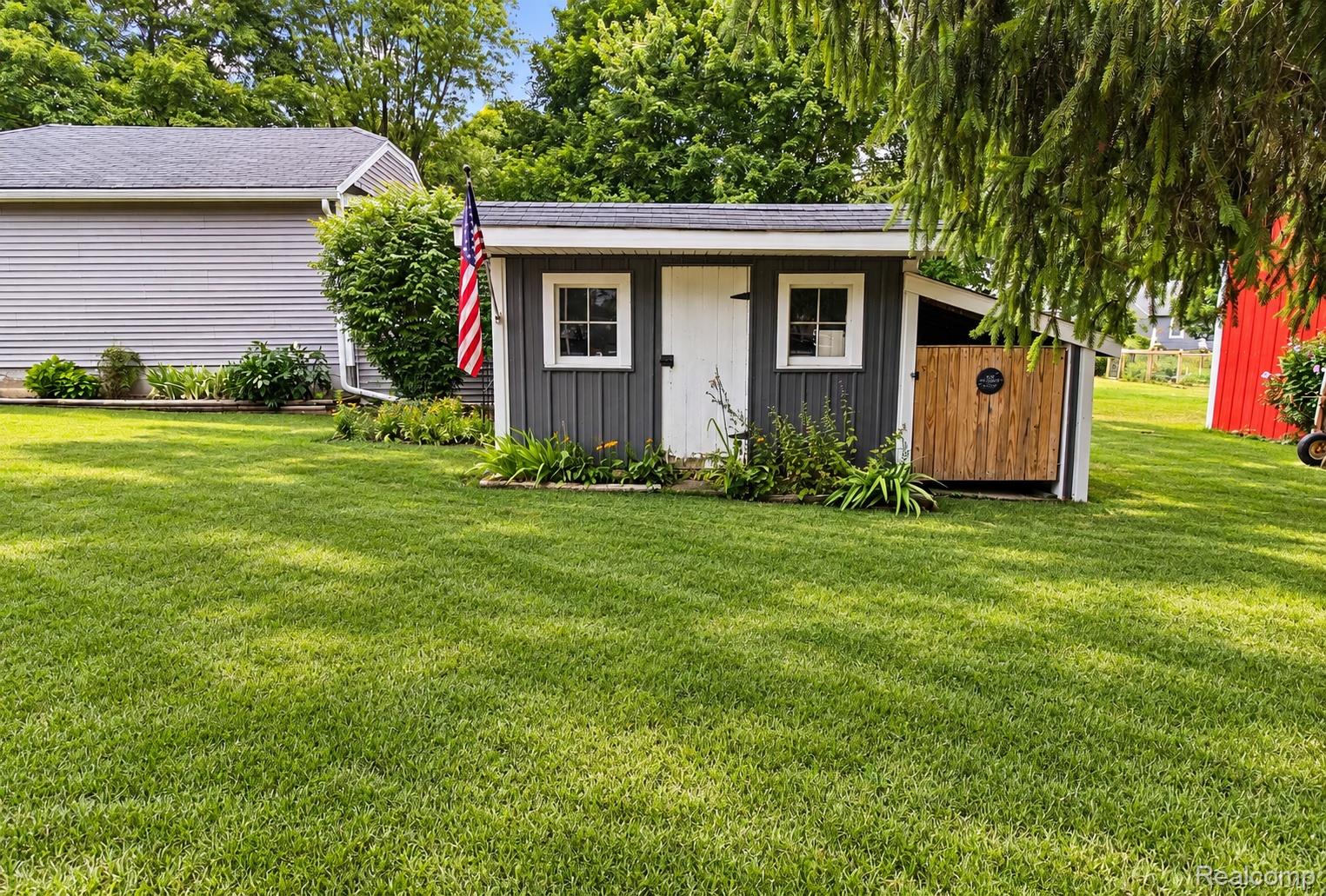 10191 Erie Street Property Photo 18