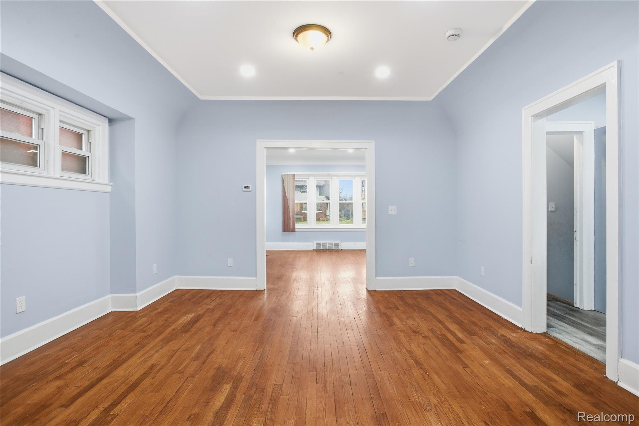 229 Eason Street Property Photo 17