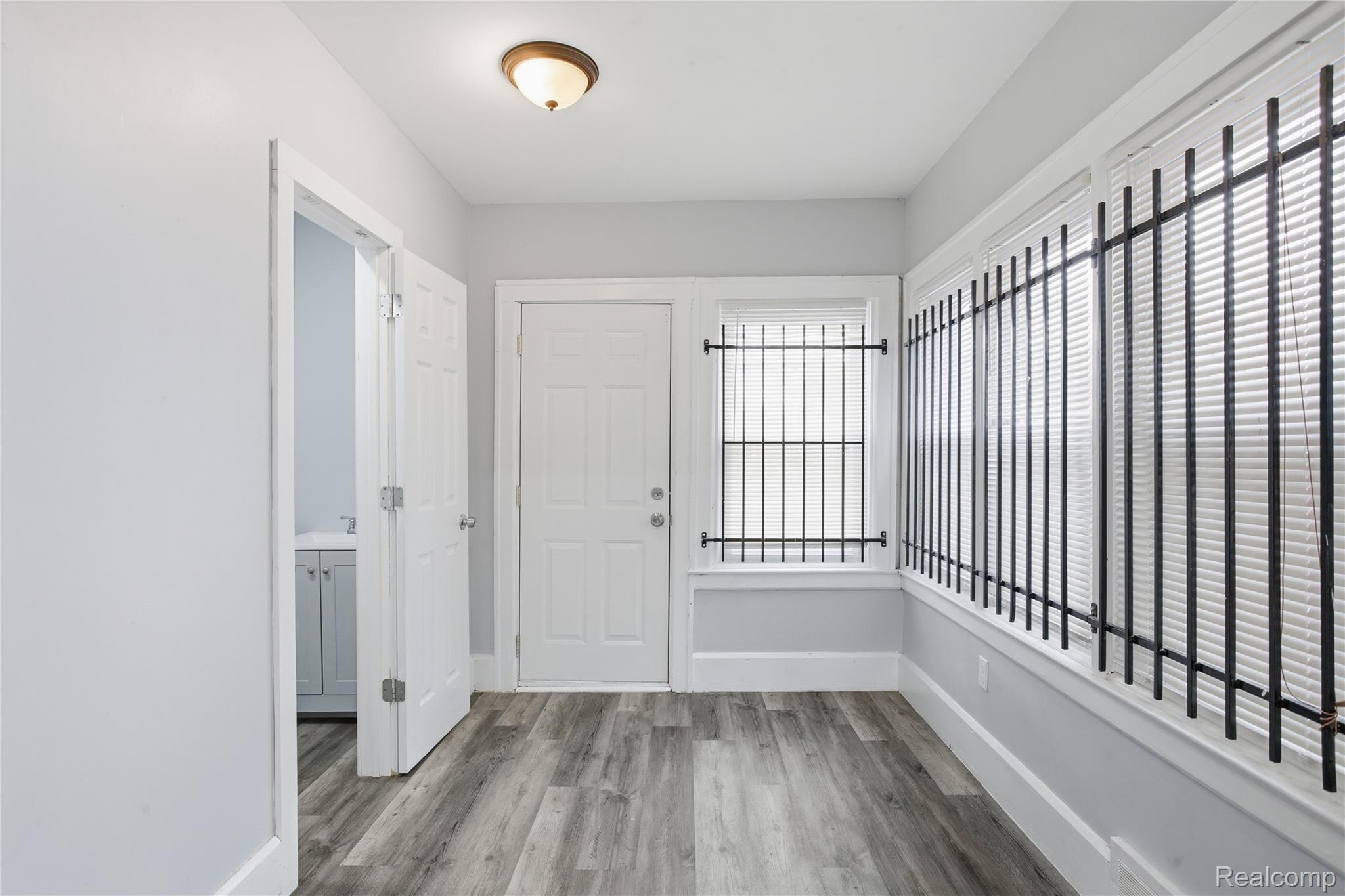 229 Eason Street Property Photo 19