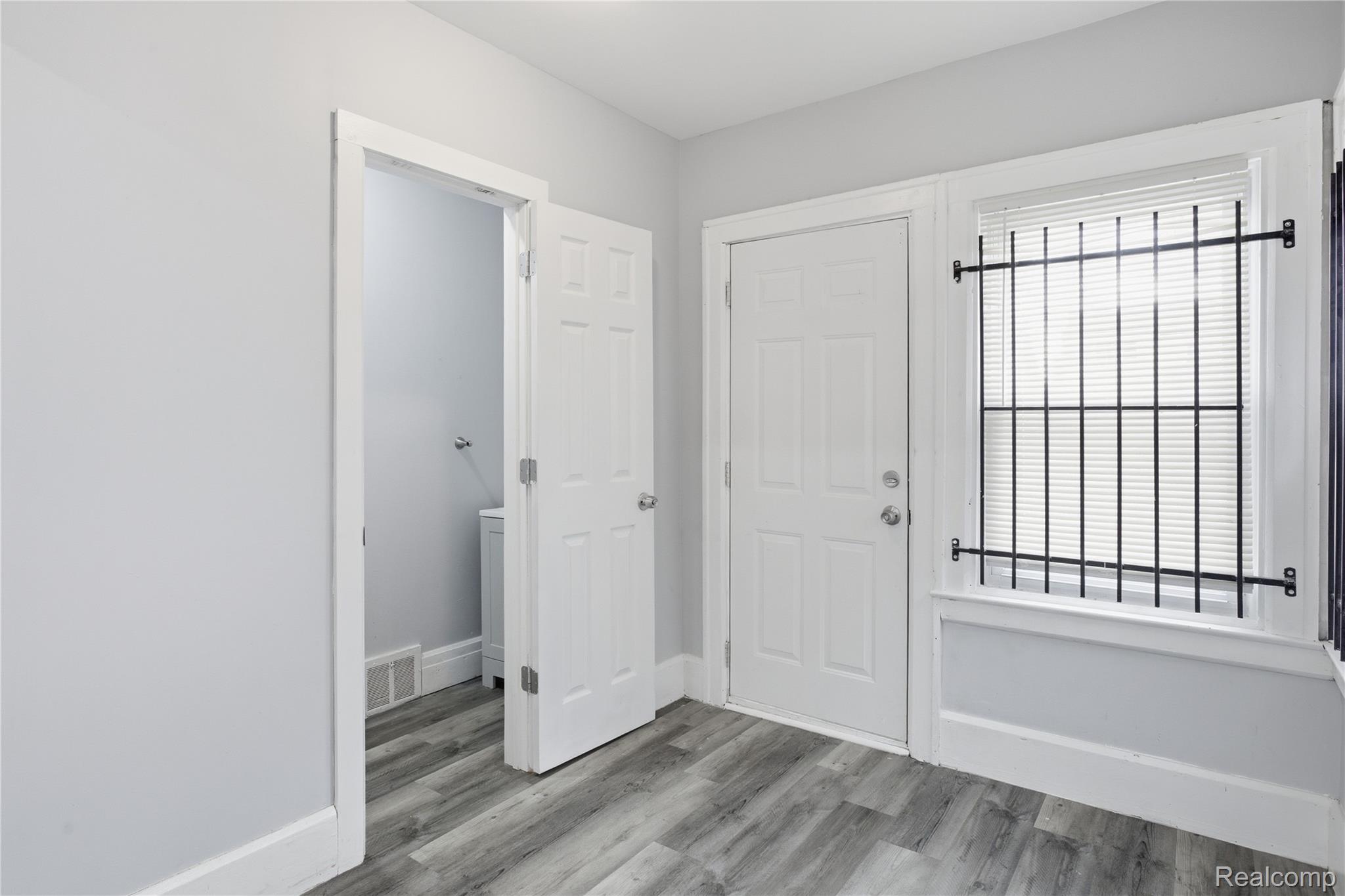 229 Eason Street Property Photo 20