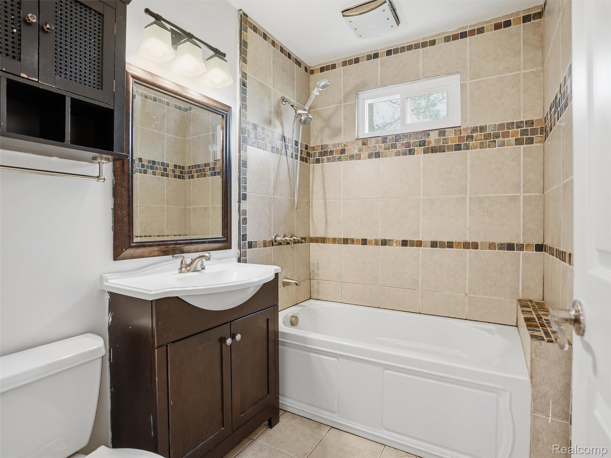 23564 Donaldson Street Property Photo 16