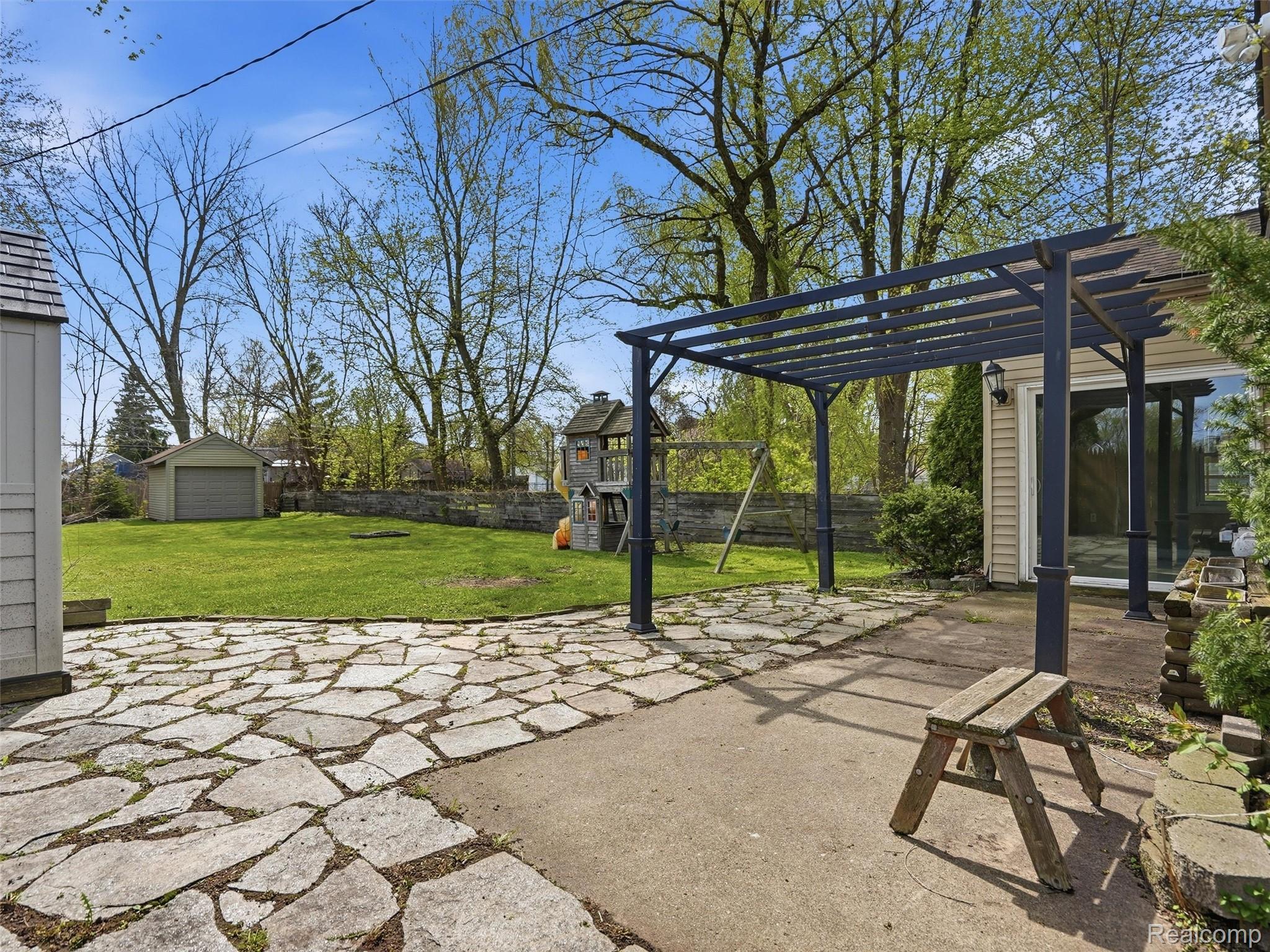 23564 Donaldson Street Property Photo 31