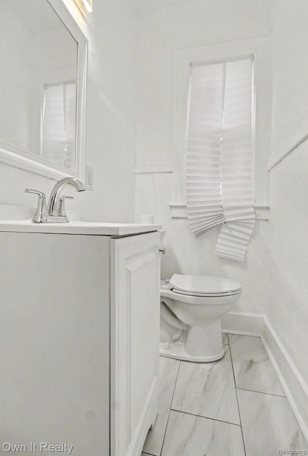 6023 Wayne Road Property Photo 15