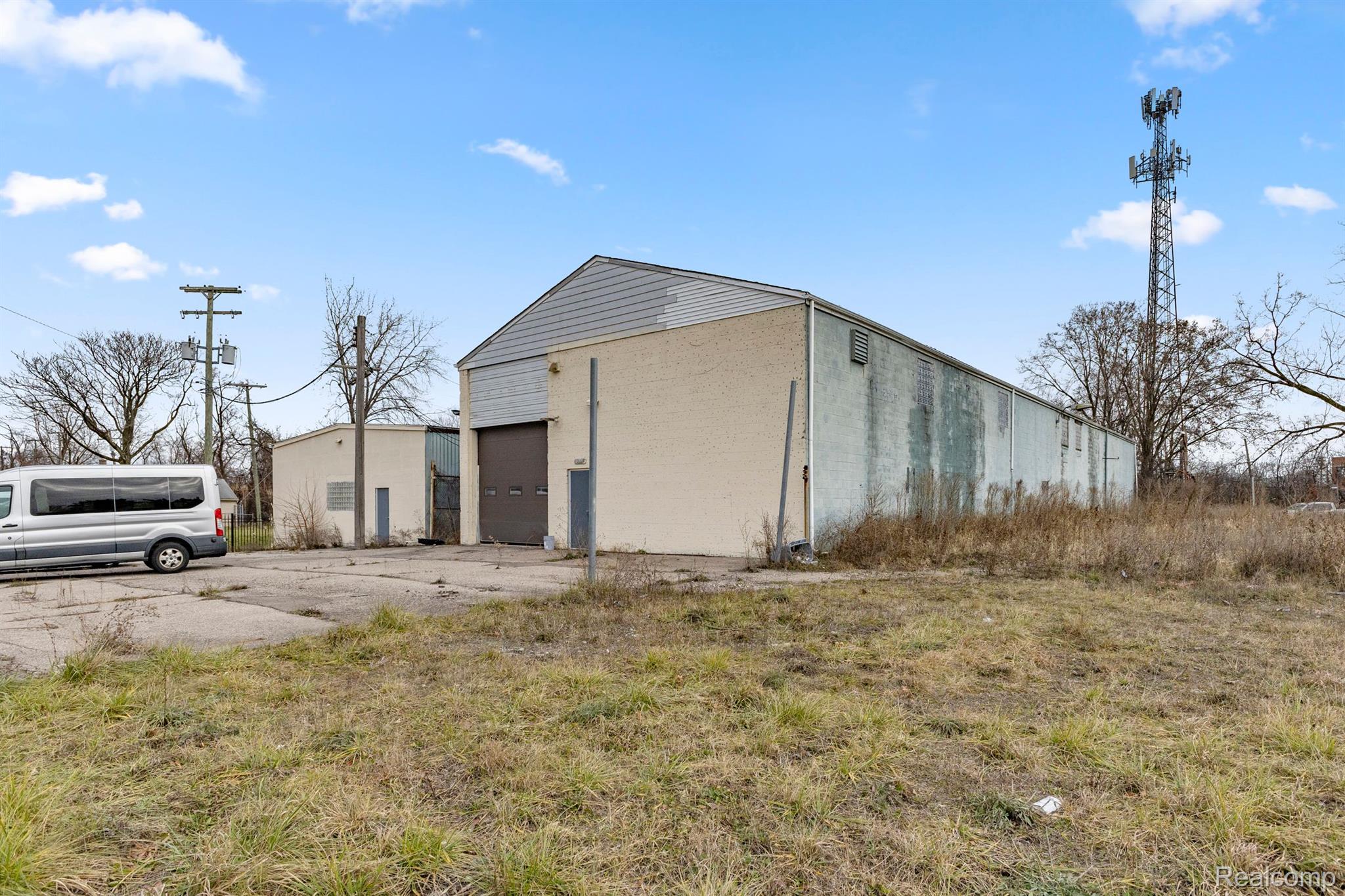 15331 Idaho Avenue Property Photo 6