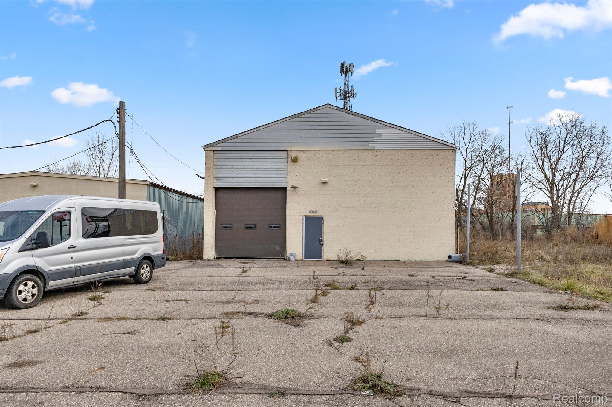 15331 Idaho Avenue Property Photo 7