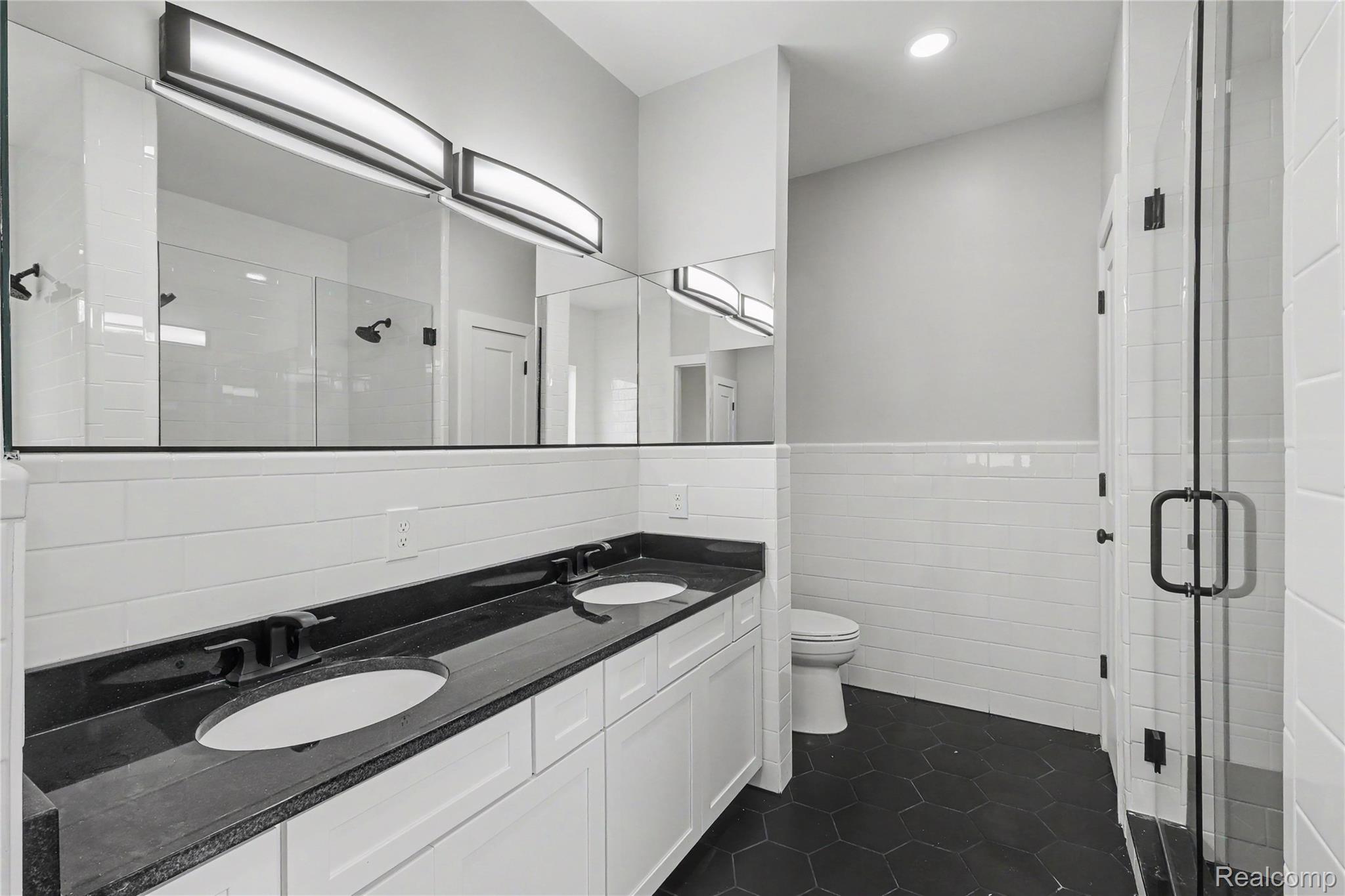 17311 Timber Creek Property Photo 13