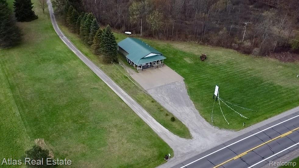14124 N State Road Property Photo 9