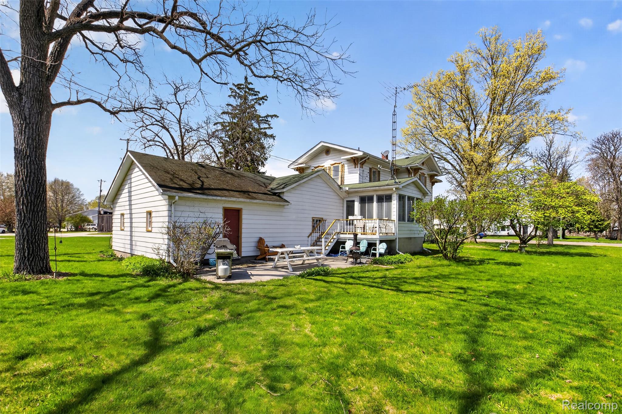 116 E Main Street Property Photo 35