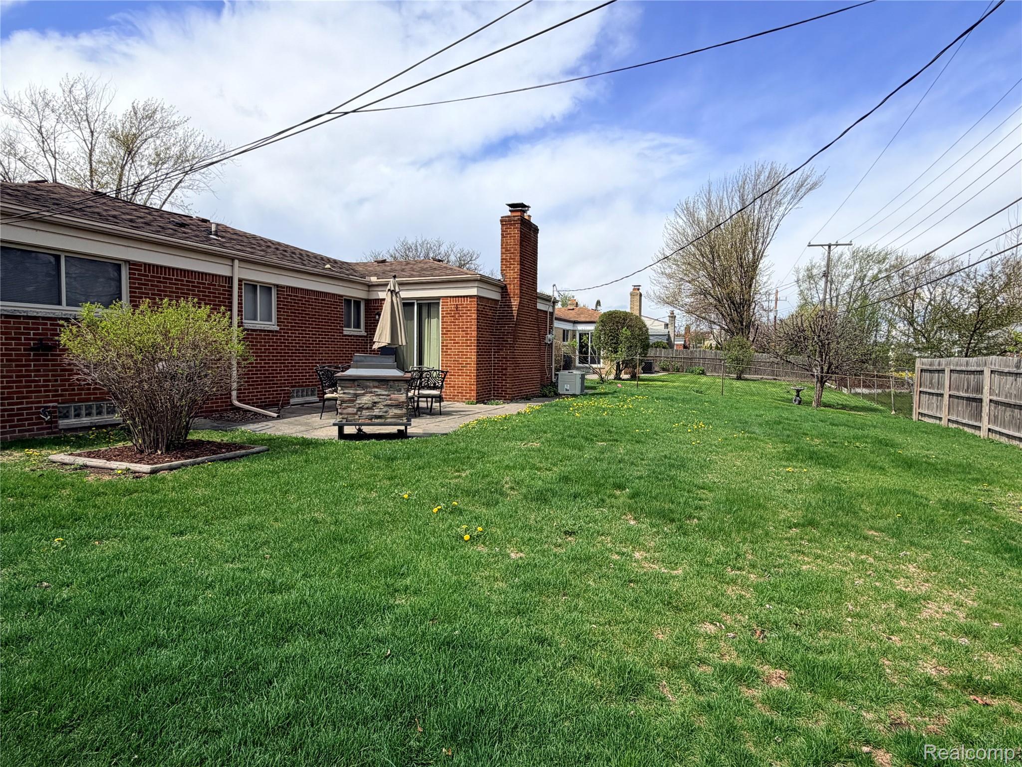 35774 Annette Drive Property Photo 3