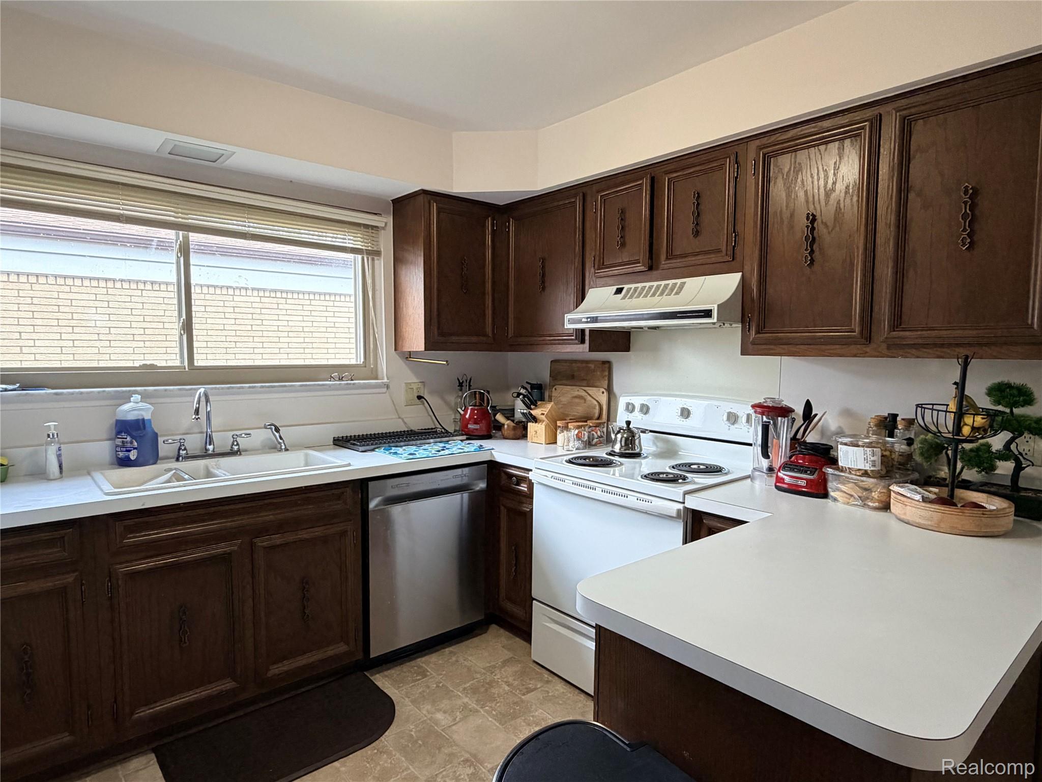 35774 Annette Drive Property Photo 7