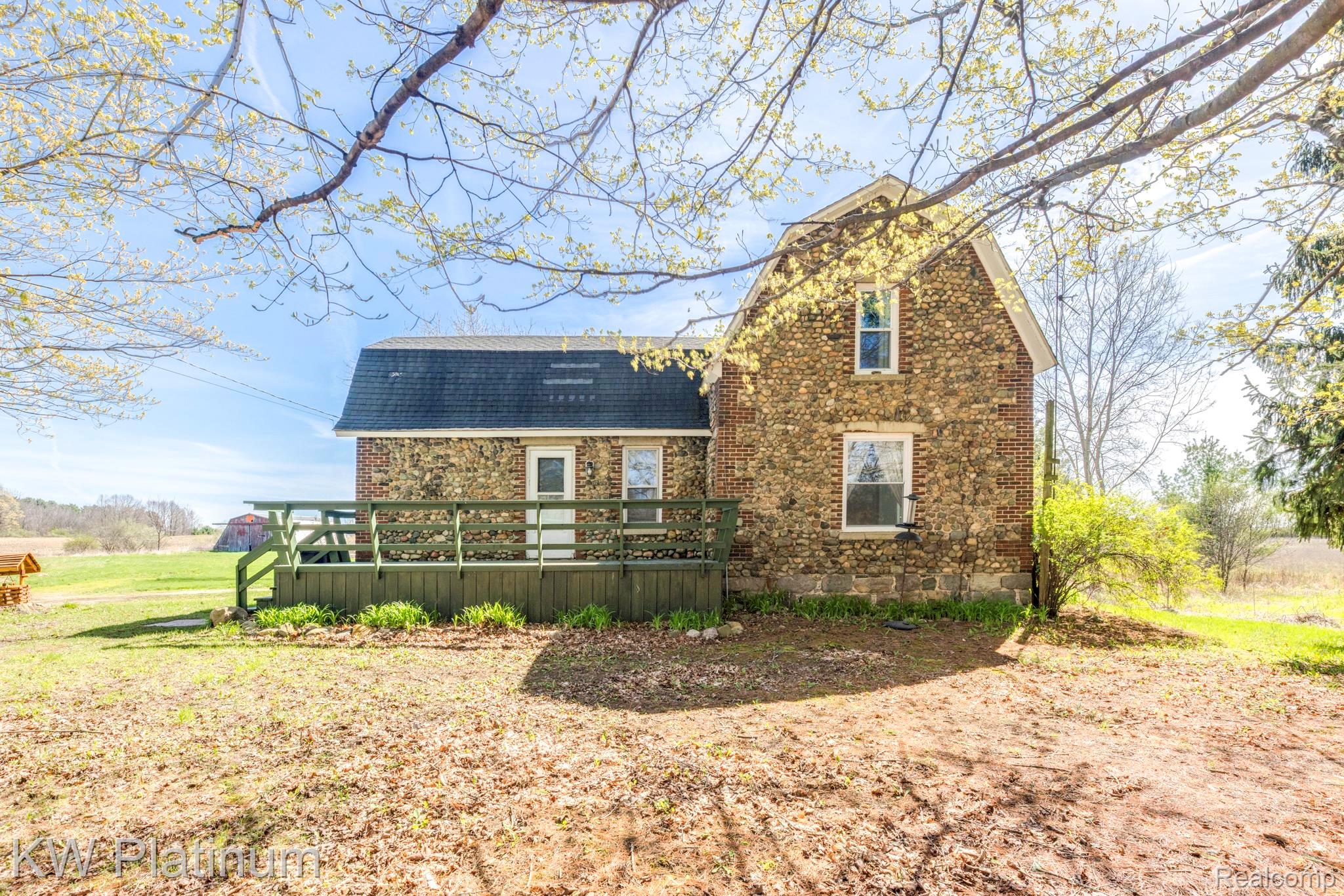 6674 Welch Road Property Photo 1