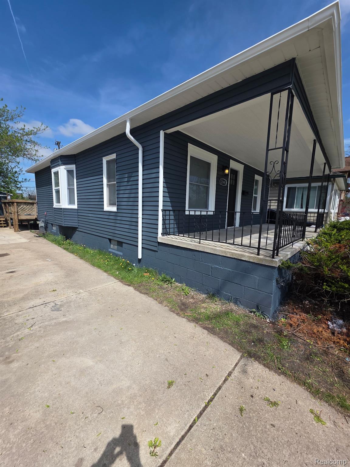 2144 4th Street Property Photo 1
