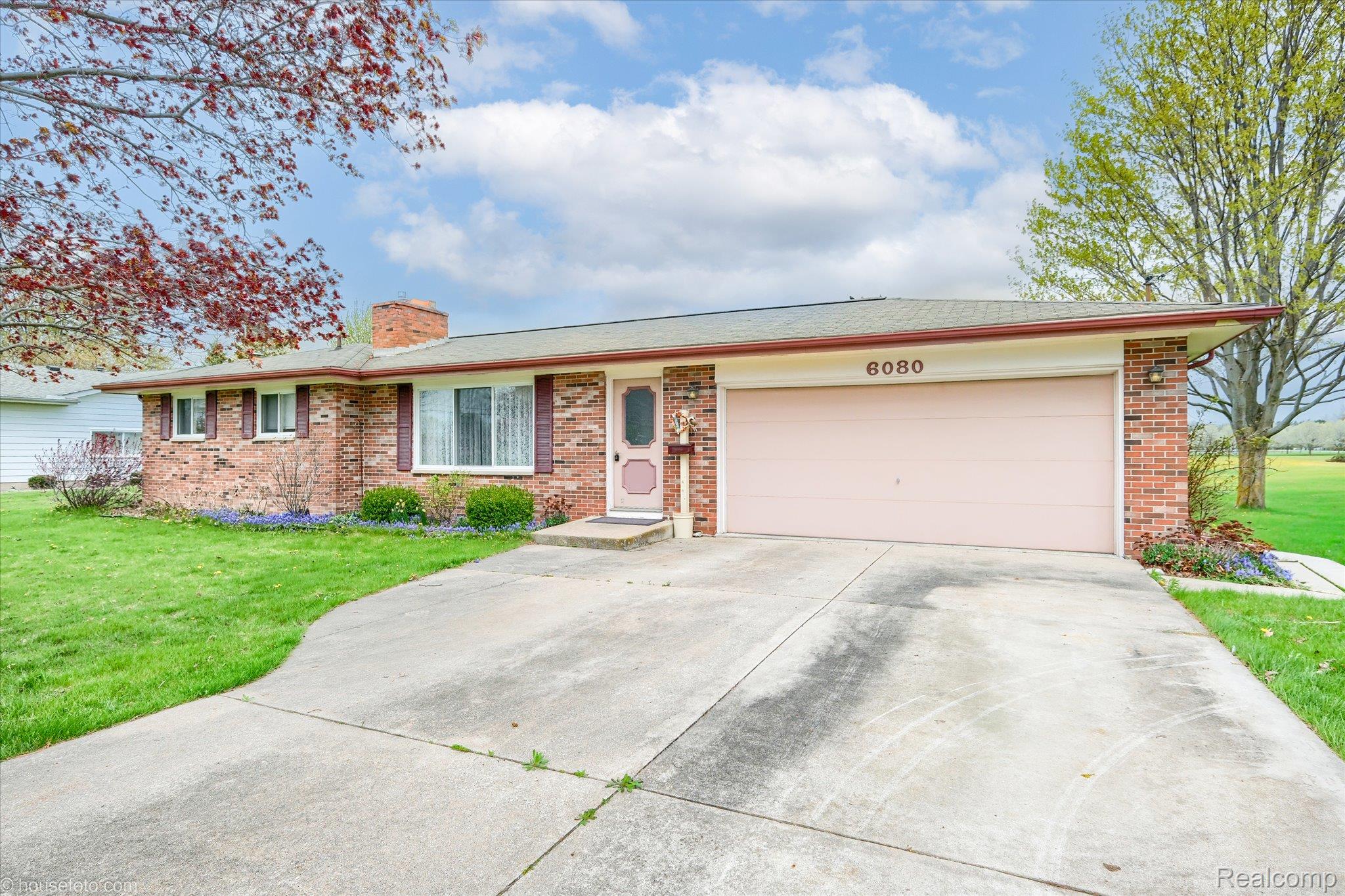 6080 Shattuck Road Property Photo 1