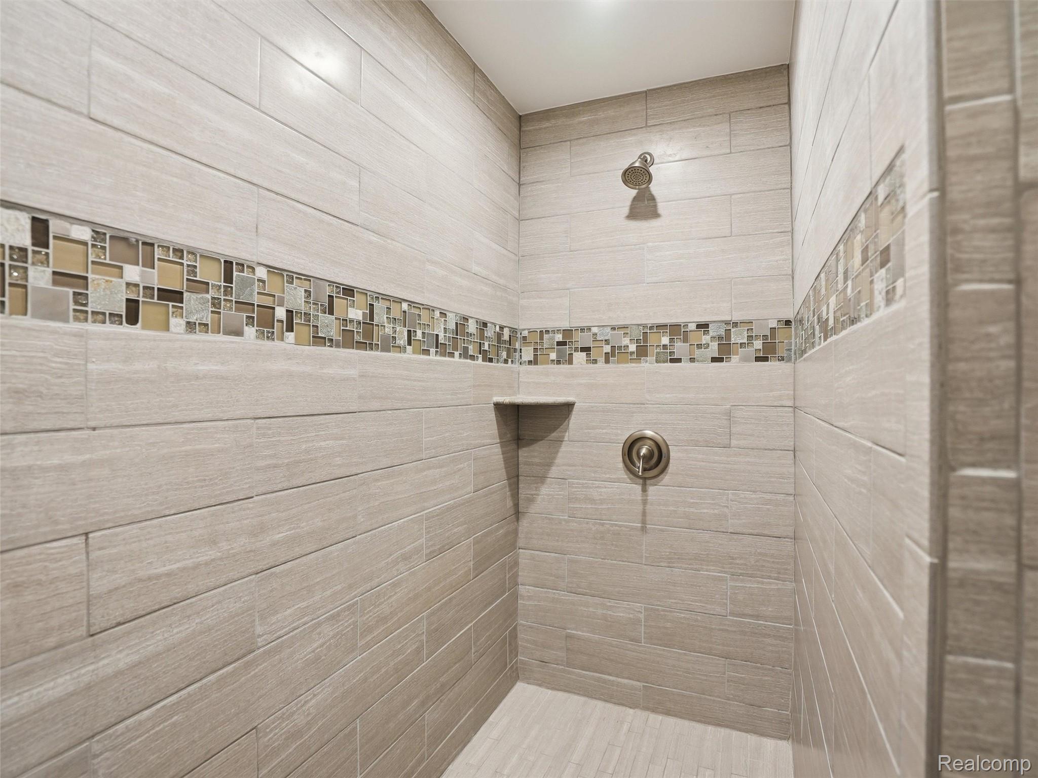 3513 Pointe Shore Drive Property Photo 31