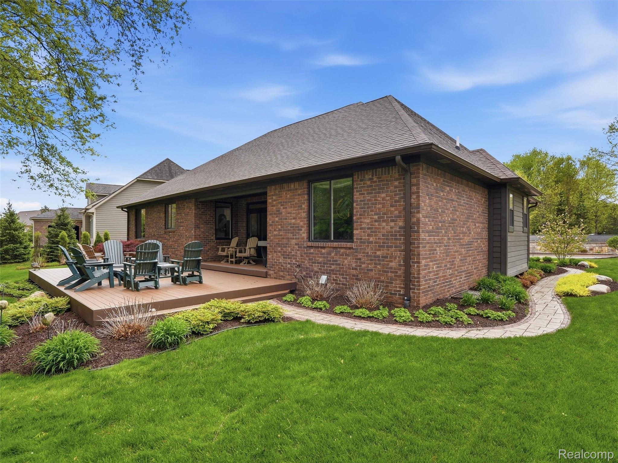 3513 Pointe Shore Drive Property Photo 47