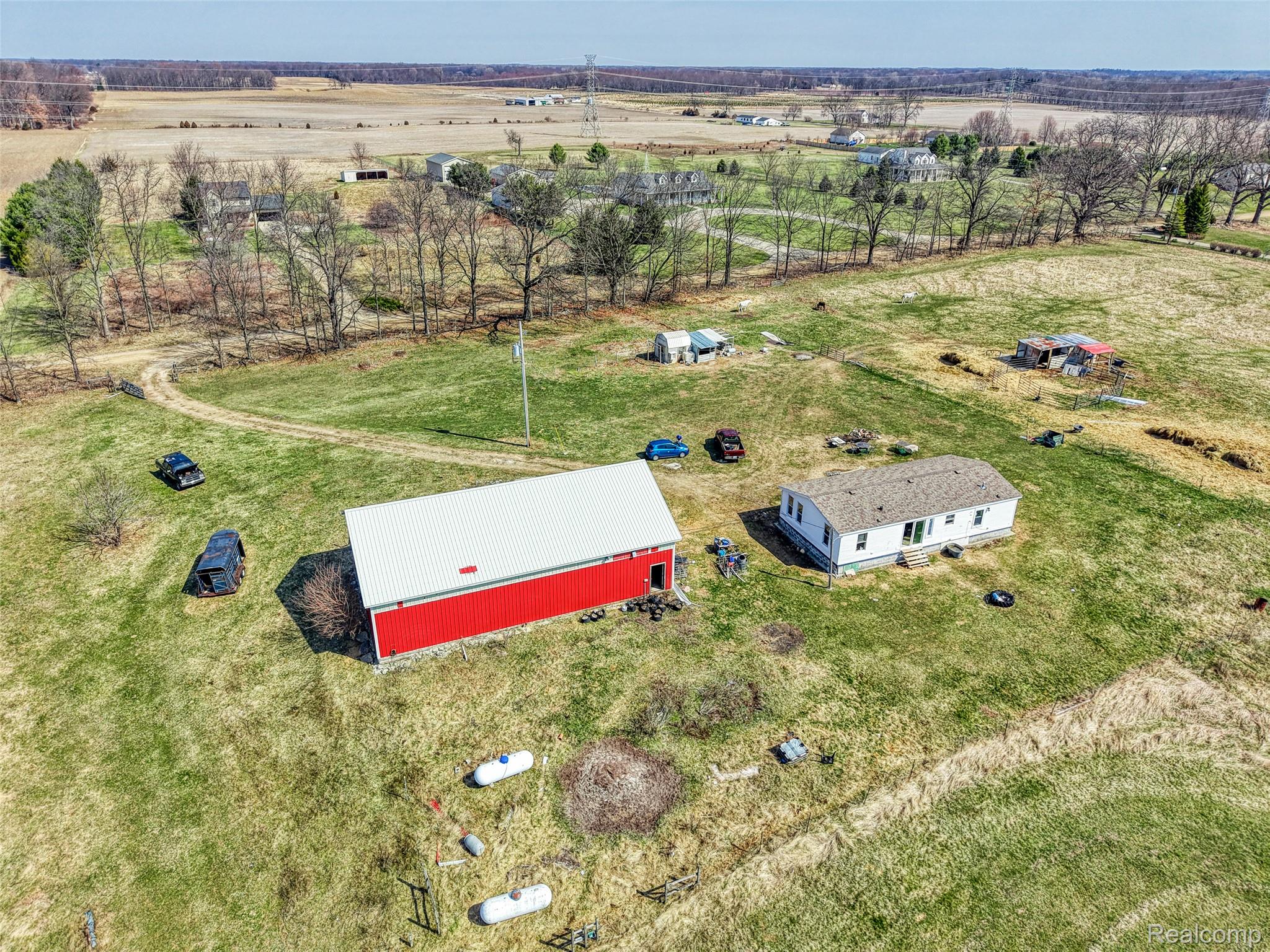 12459 Earl Road Property Photo 3