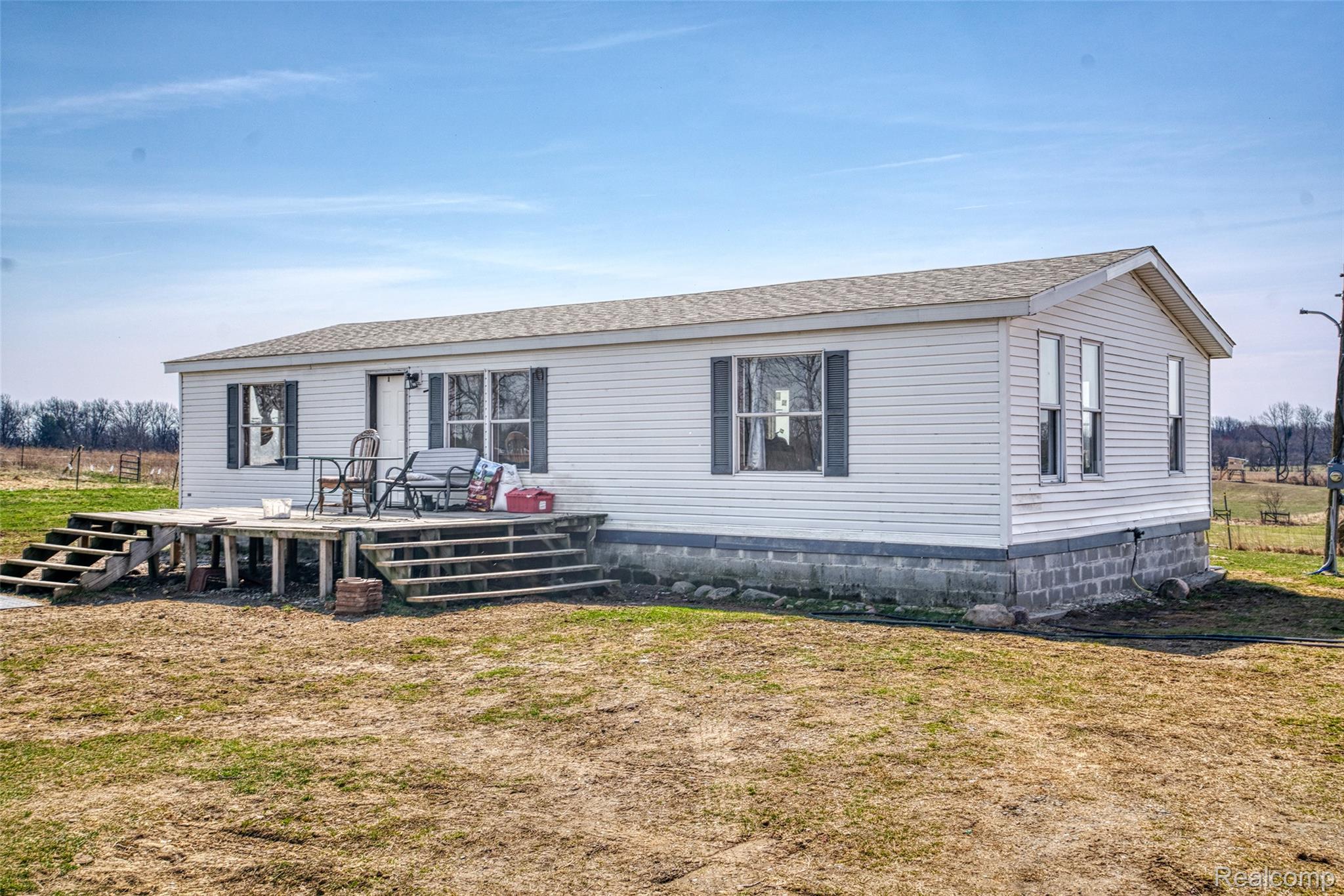 12459 Earl Road Property Photo 7