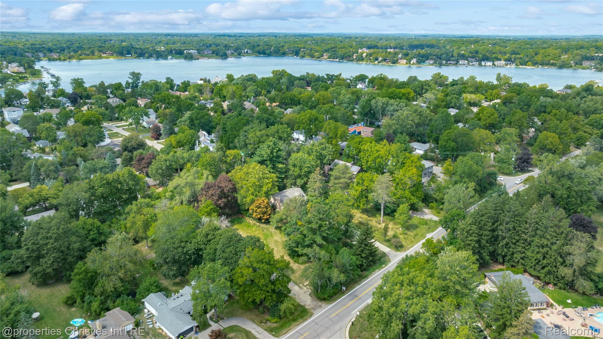 5620 Inkster Road Property Photo 3