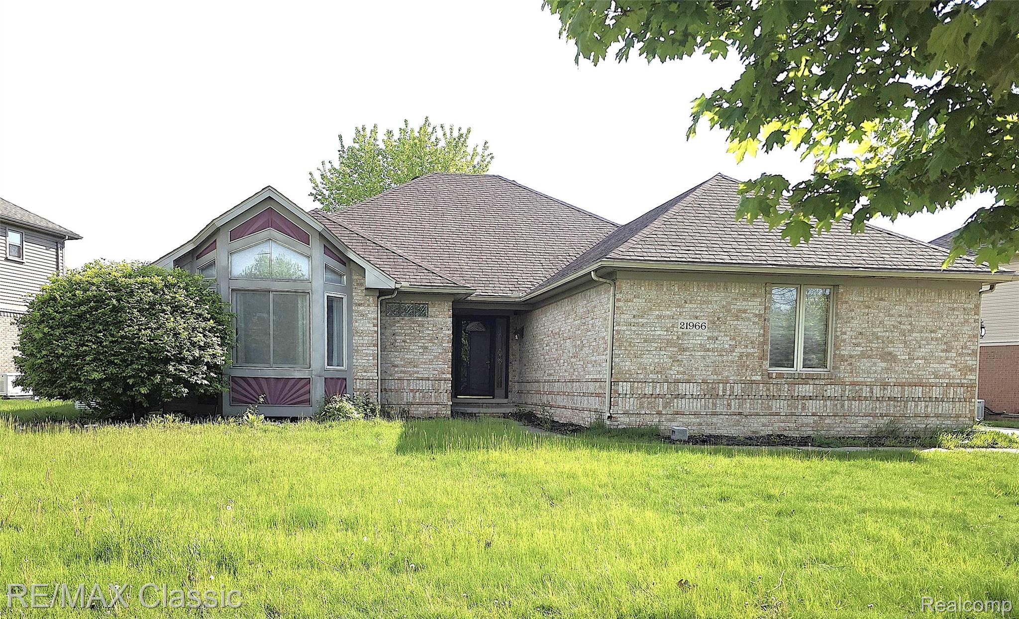 21966 Hunter Circle Property Photo 2
