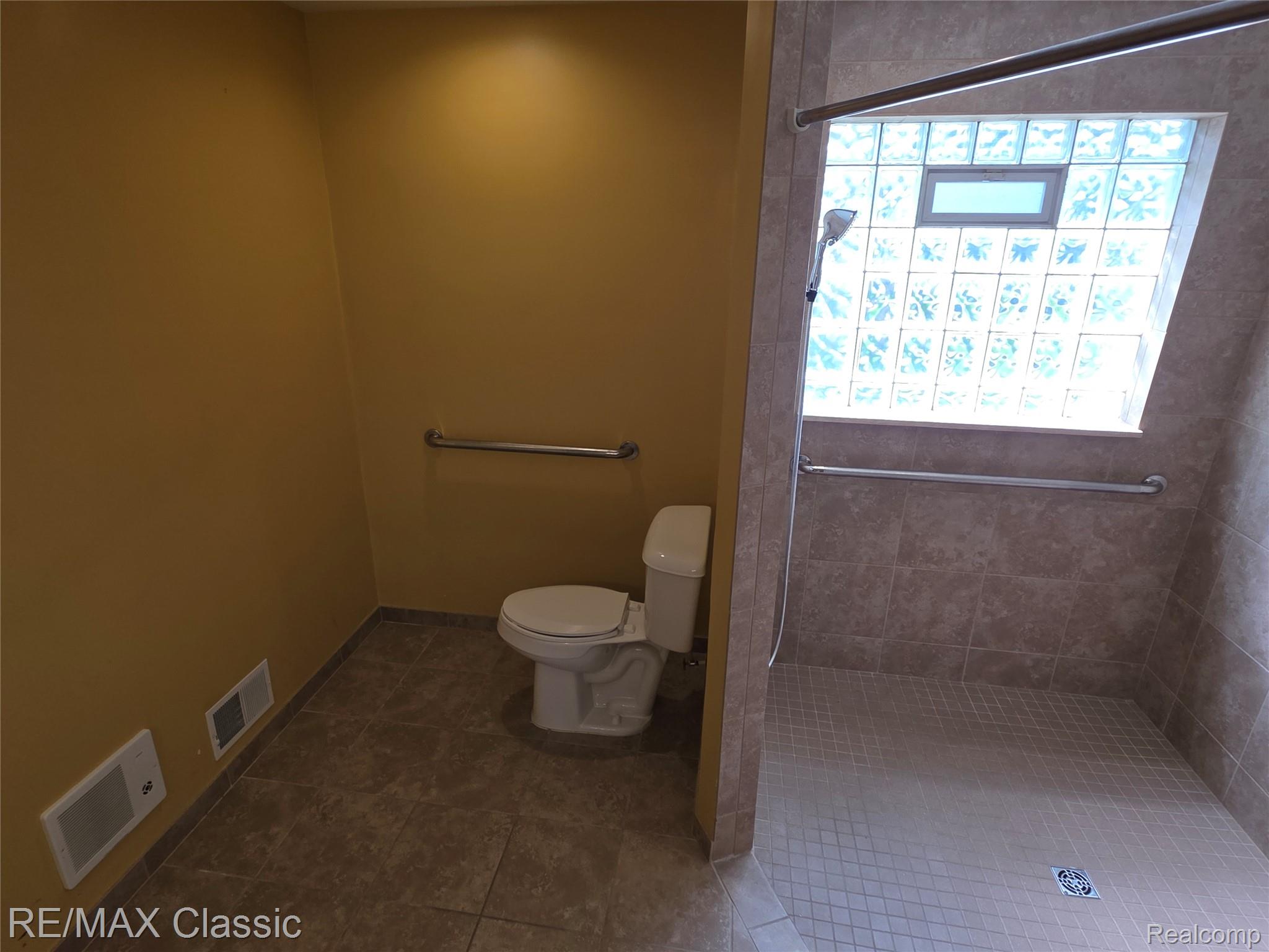 21966 Hunter Circle Property Photo 22