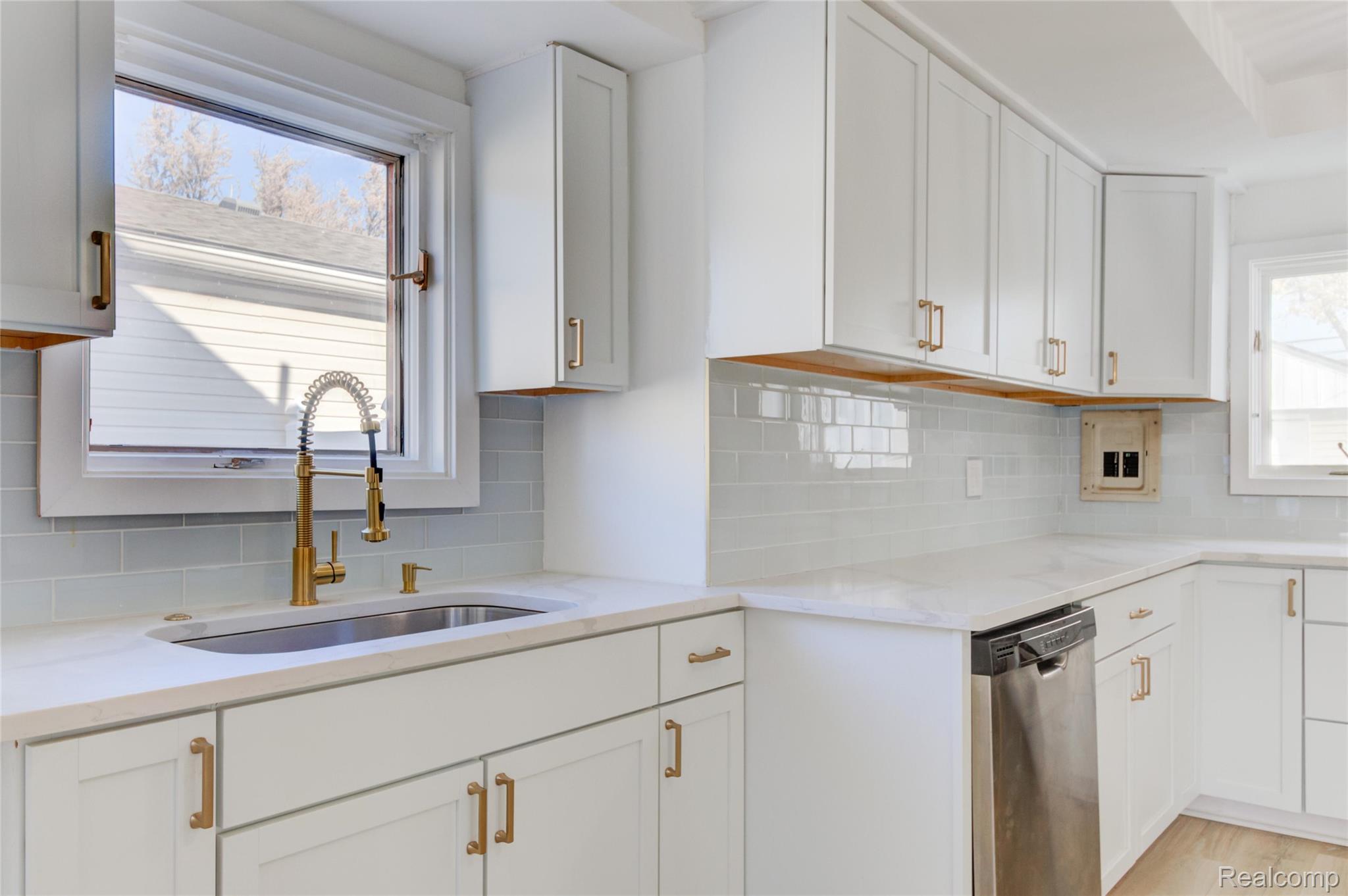 27740 Bohnhoff Street Property Photo 5