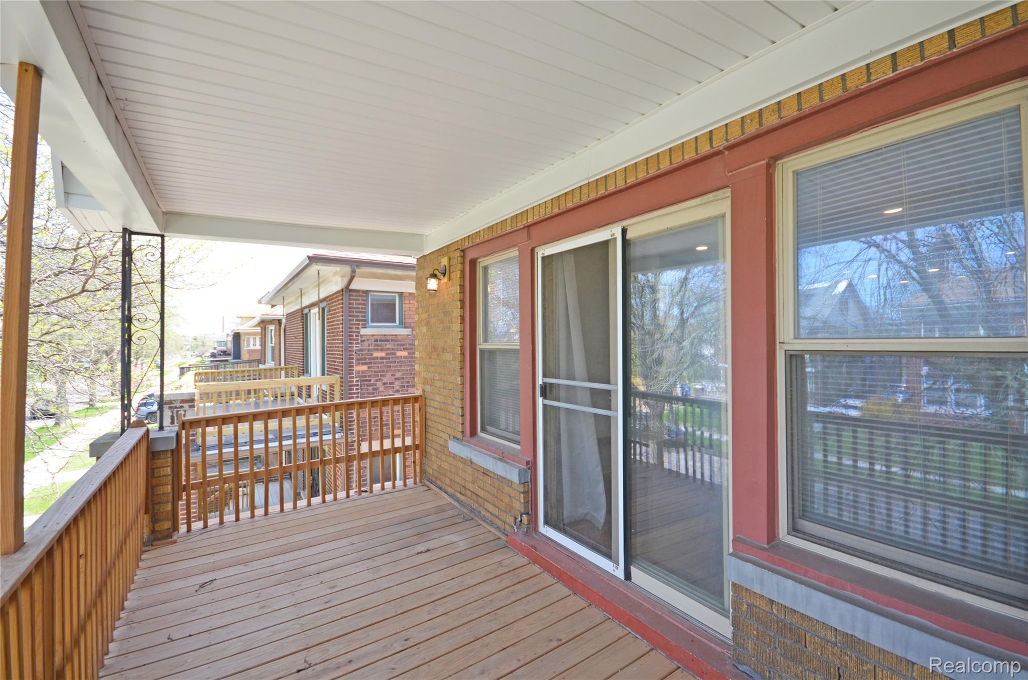 2253 Gladstone Street Property Photo 48