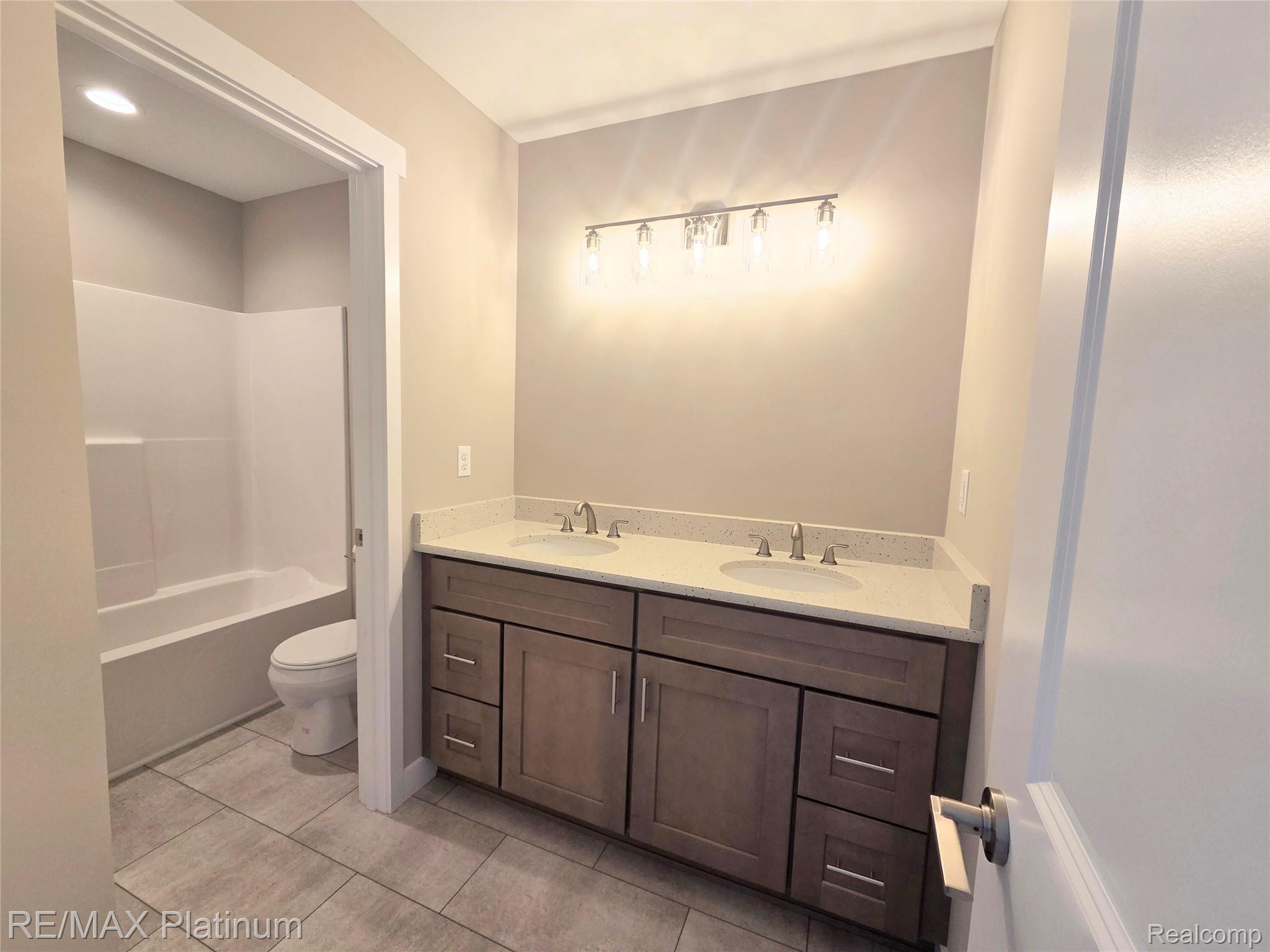 13333 River Bend Drive Property Photo 17