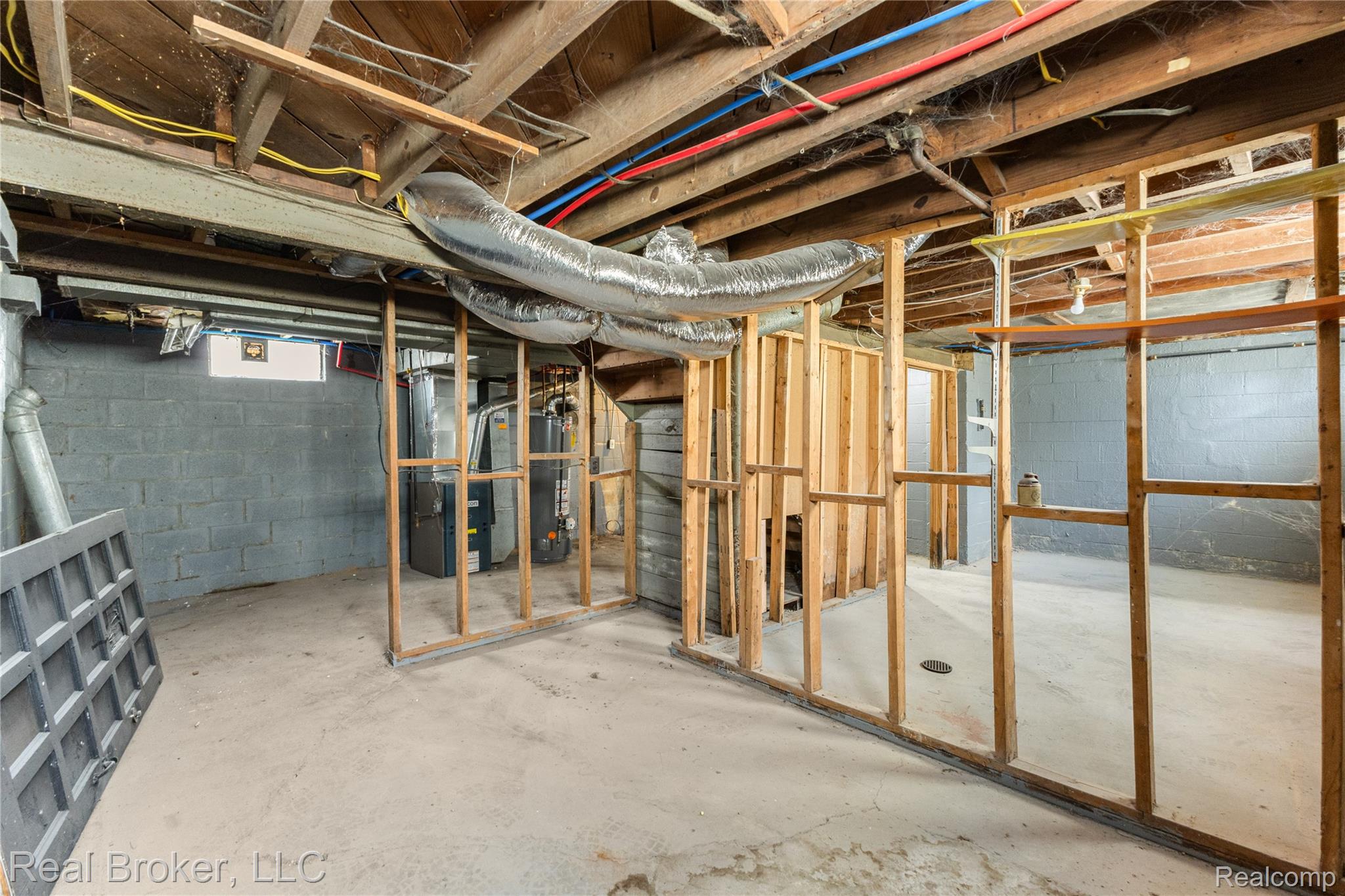 4637 University Place Property Photo 19