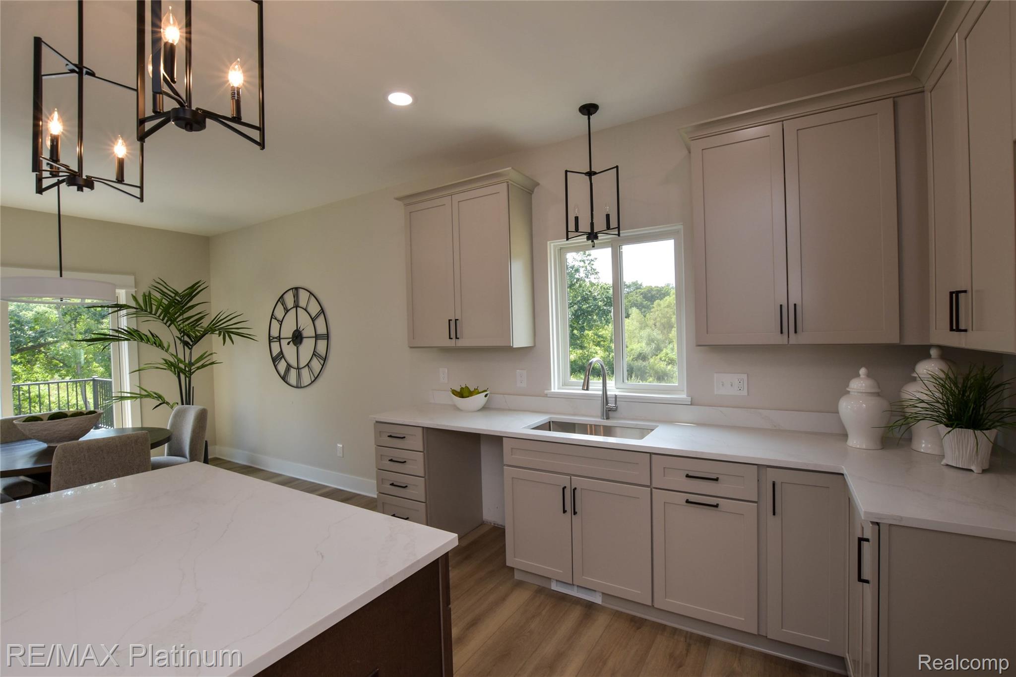 4570 Stillmeadow Property Photo 12