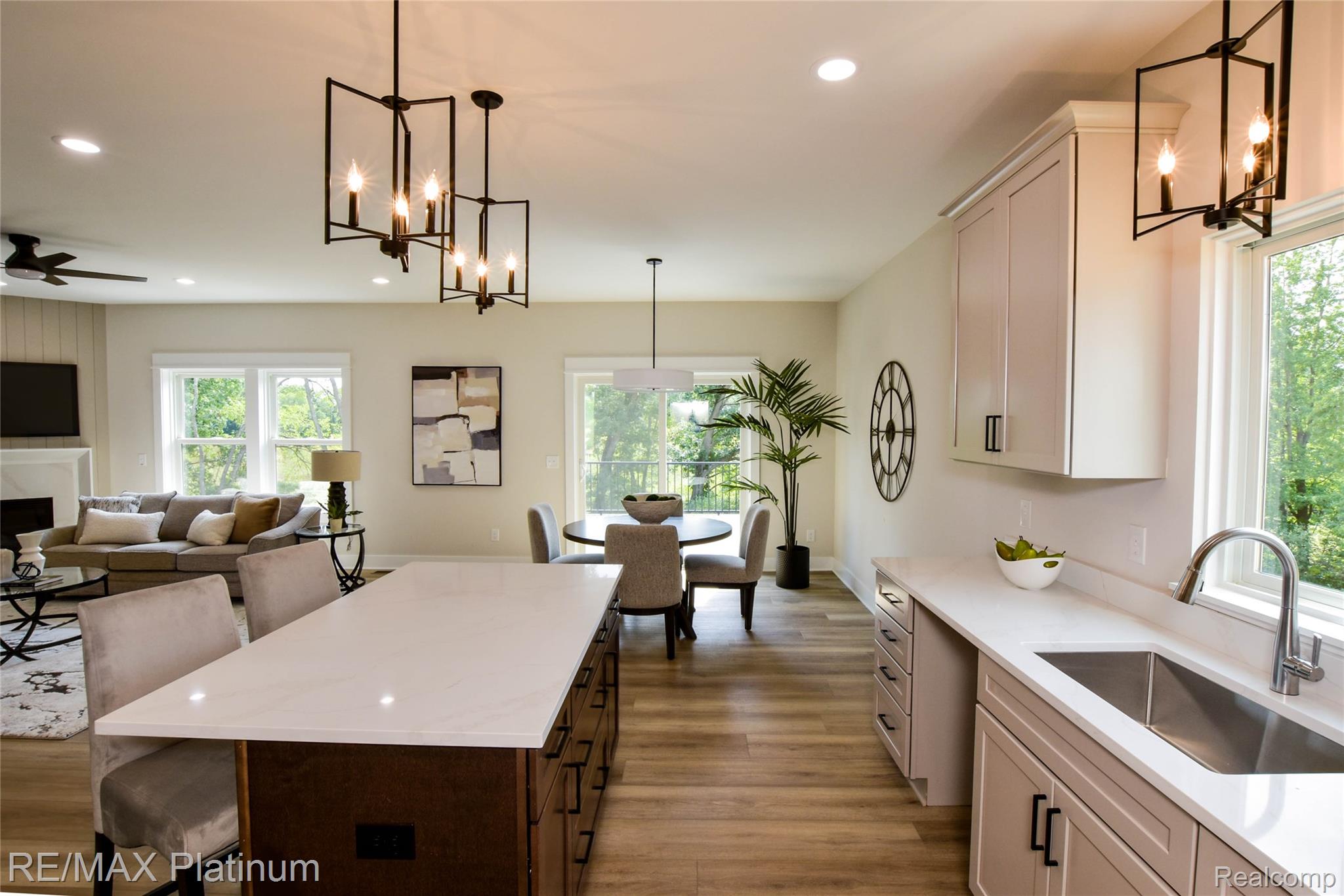 4570 Stillmeadow Property Photo 14