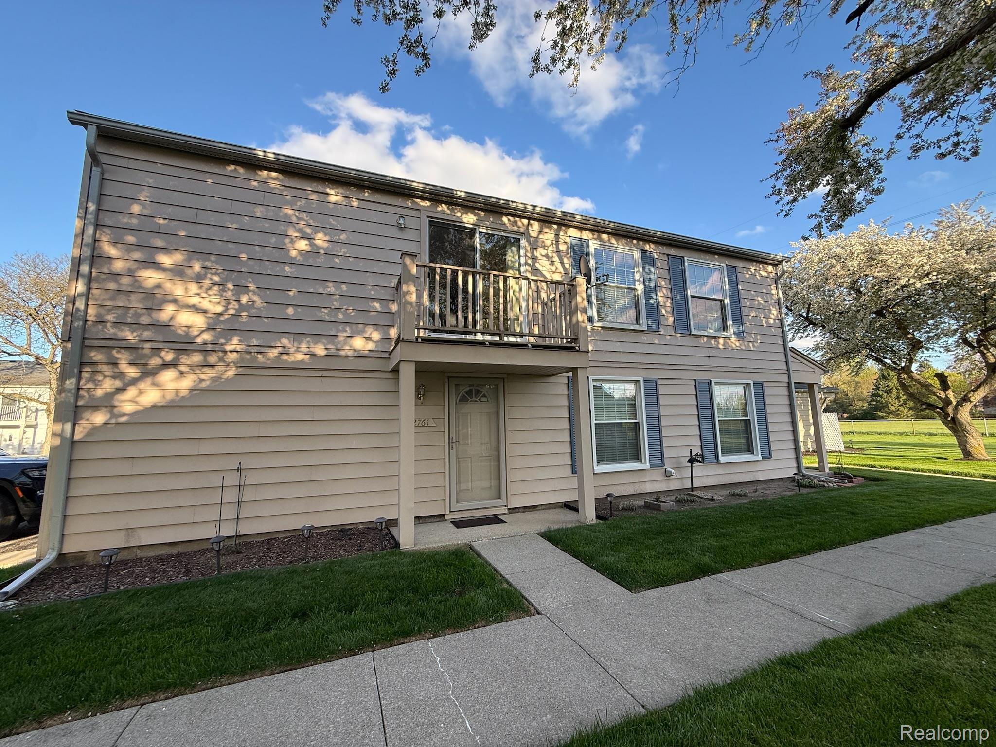 2761 Fox Hollow Court Property Photo 1