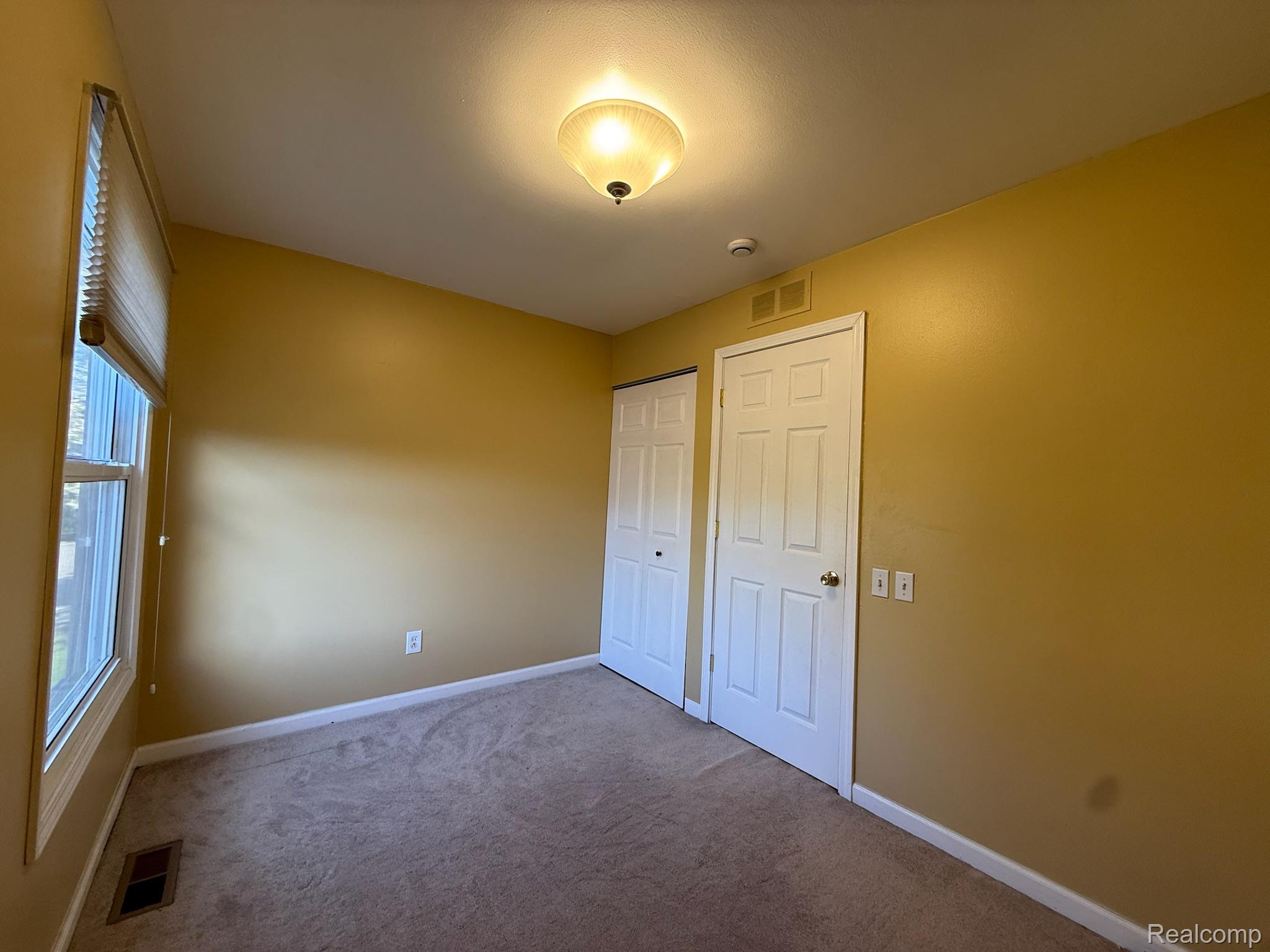 2761 Fox Hollow Court Property Photo 14