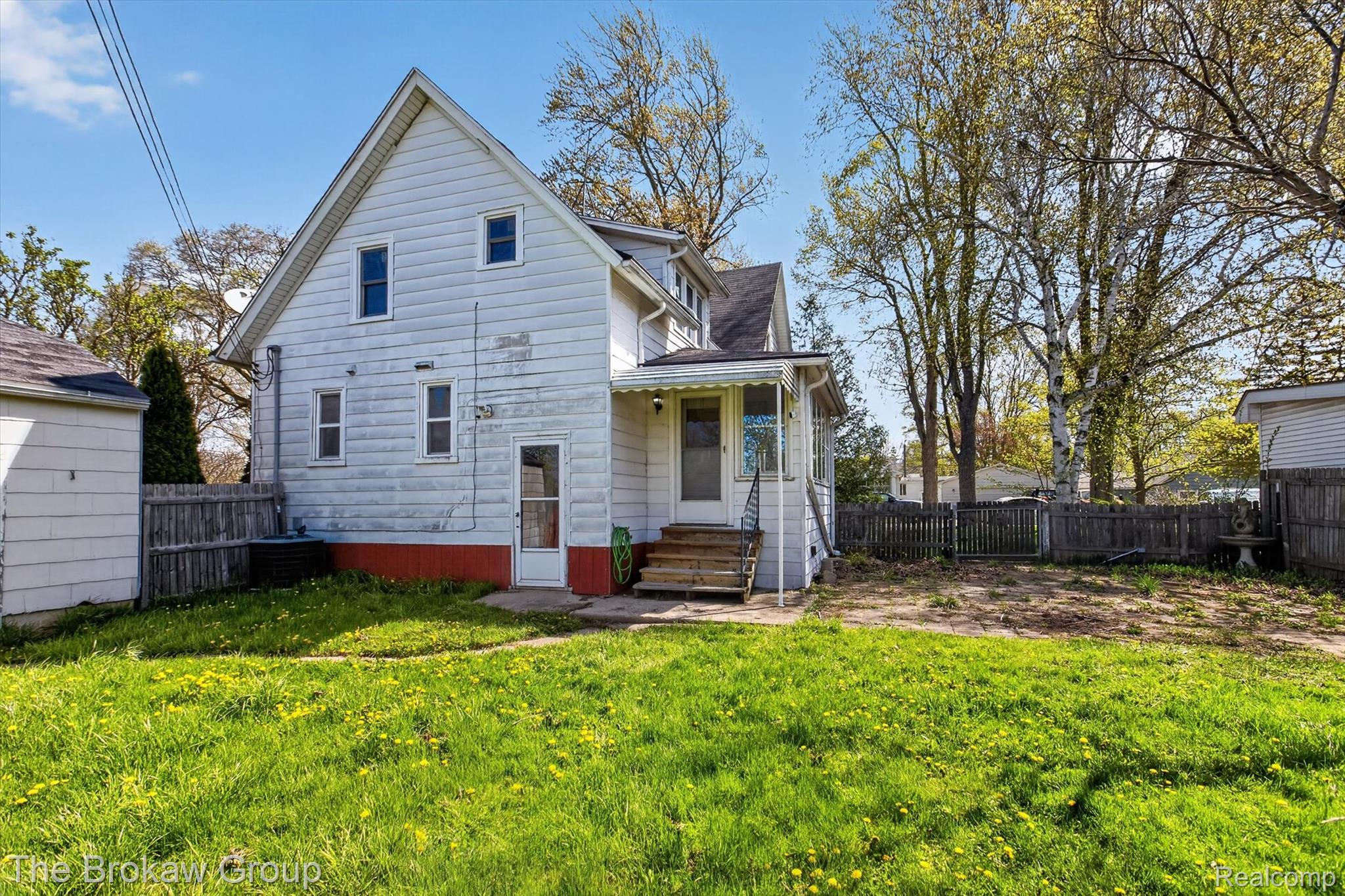 2095 Liberty Street Property Photo 4