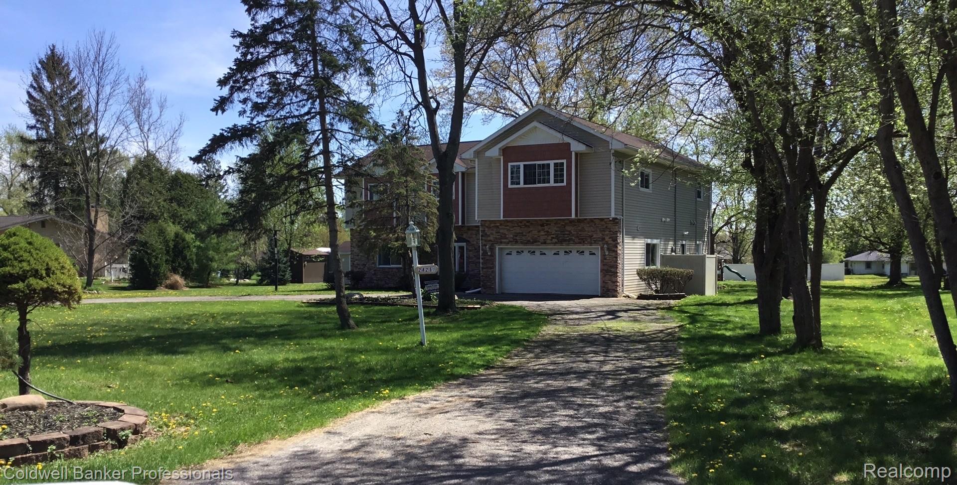 28251 Wildwood Trail Property Photo 1