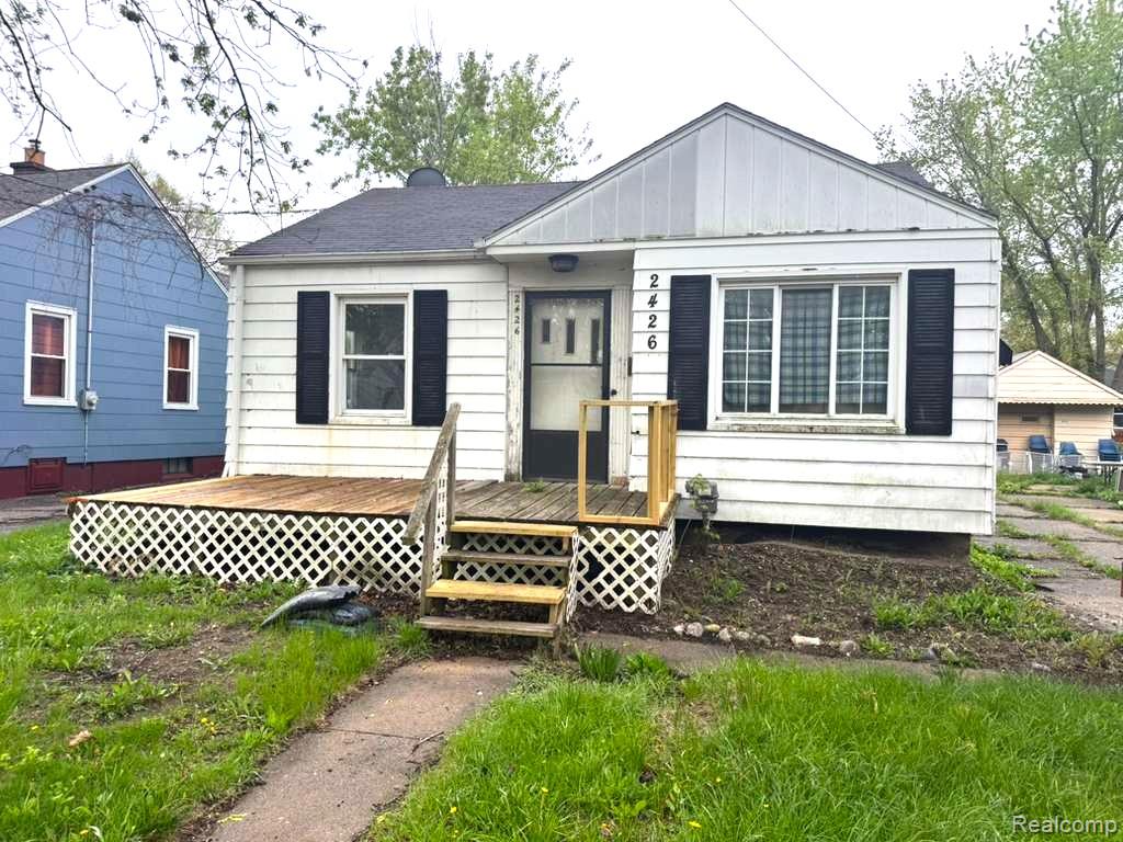 2426 Missouri Avenue Property Photo 1