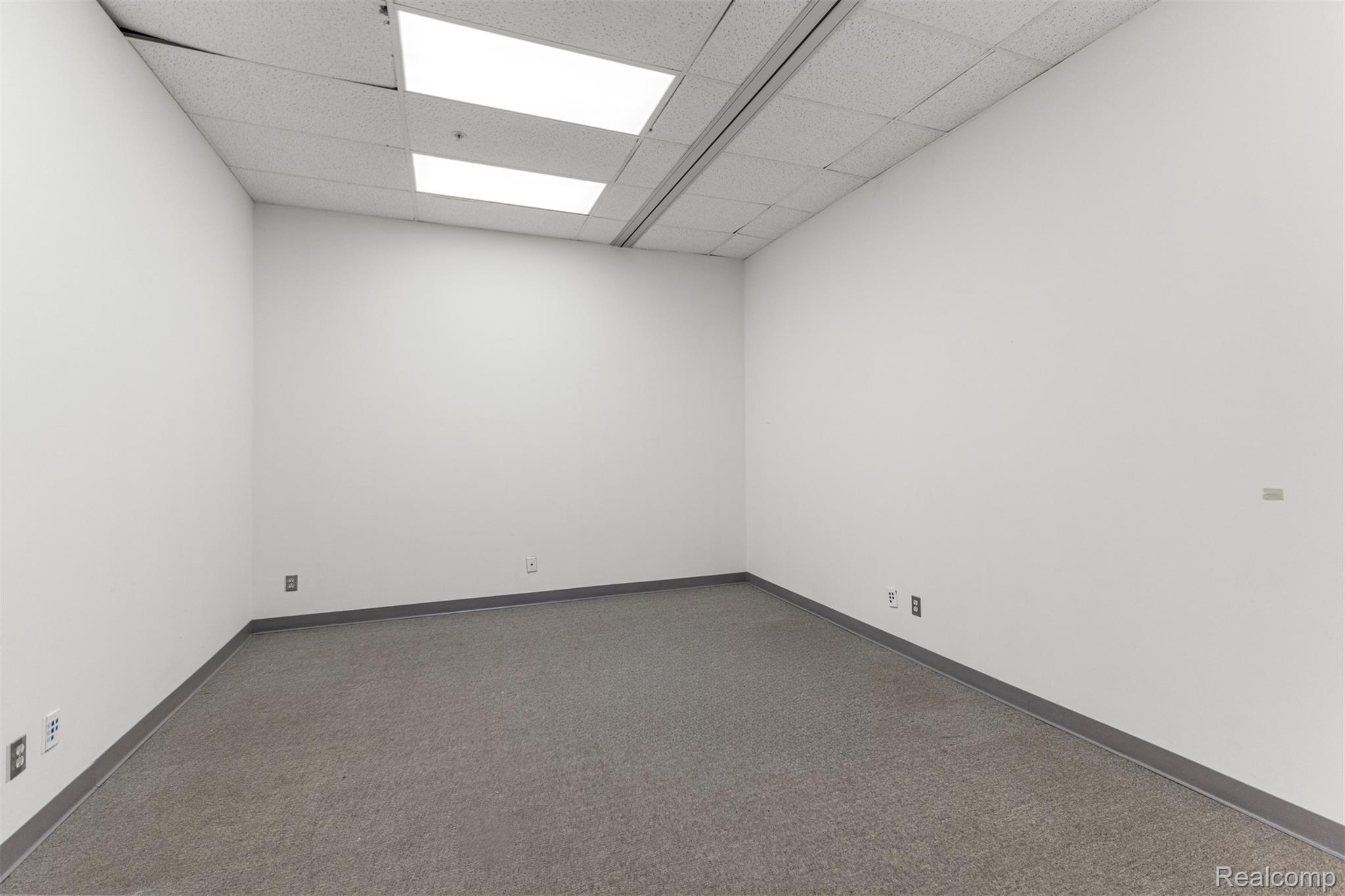 35425 W Michigan Avenue 3653 Property Photo 17