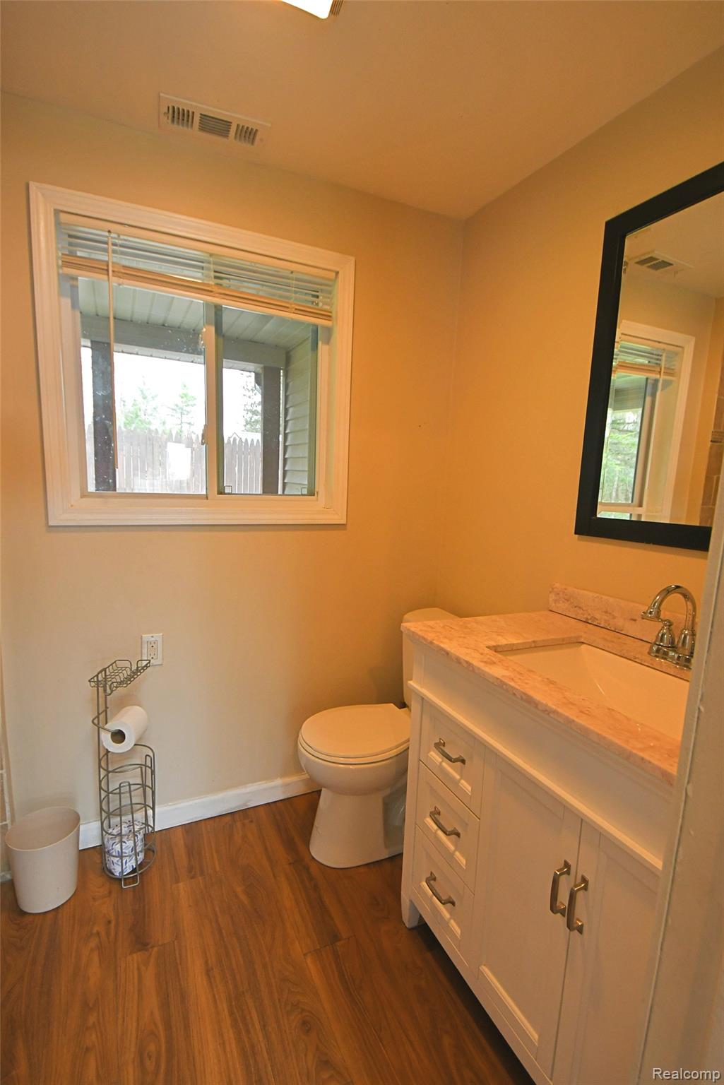 10865 Johnston Boulevard Property Photo 11