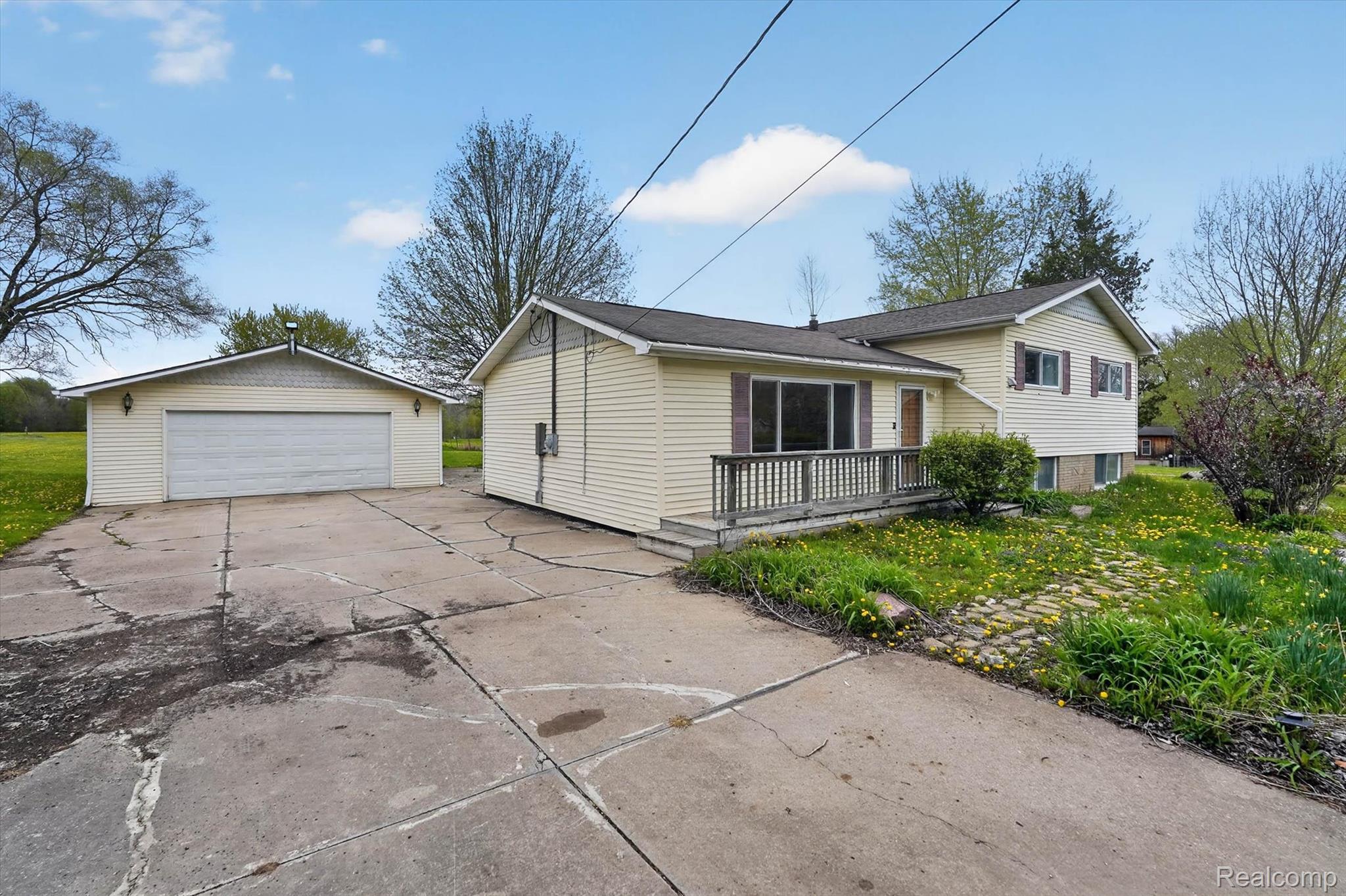 5457 E Frances Road Property Photo 2