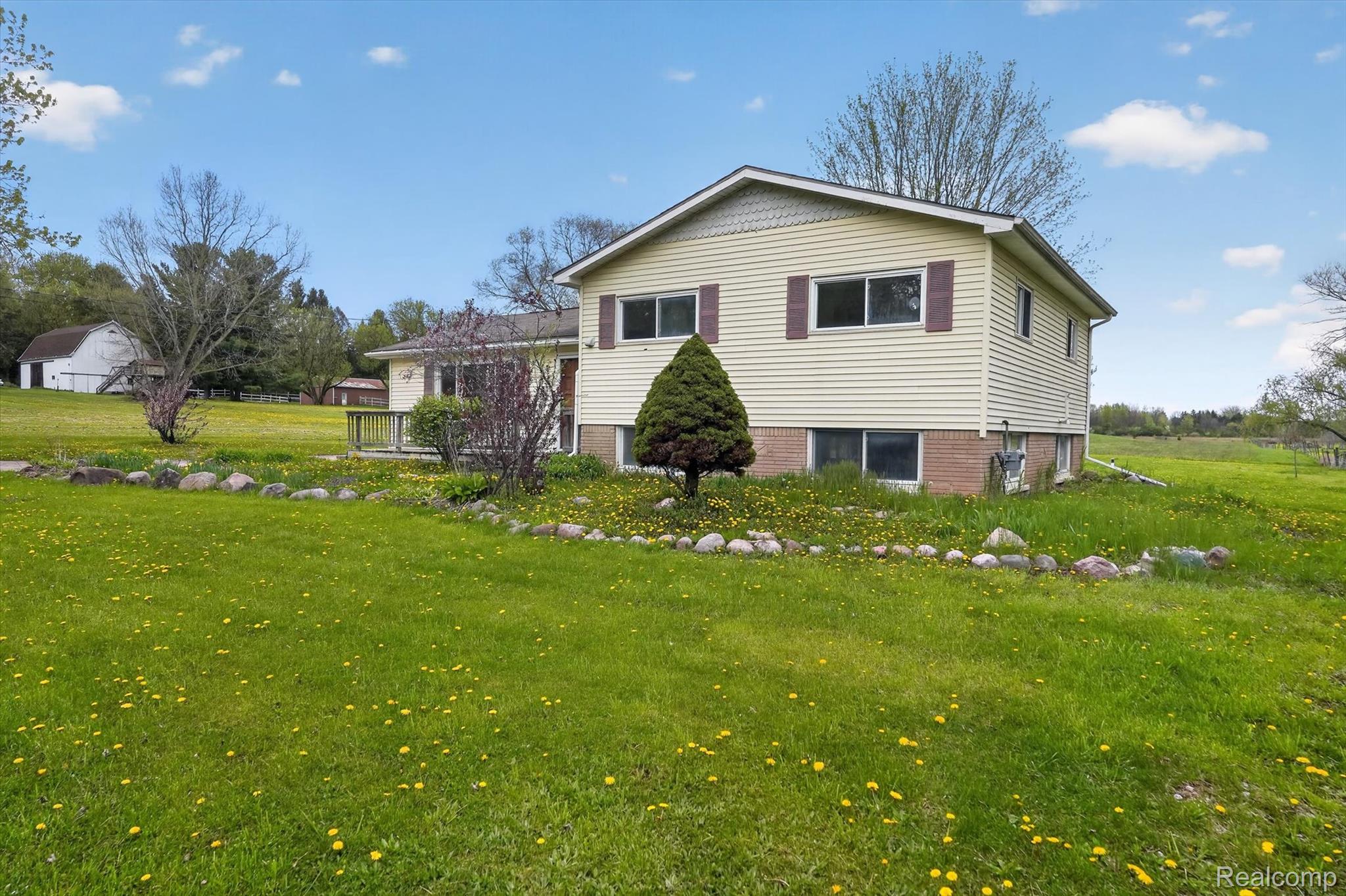 5457 E Frances Road Property Photo 4