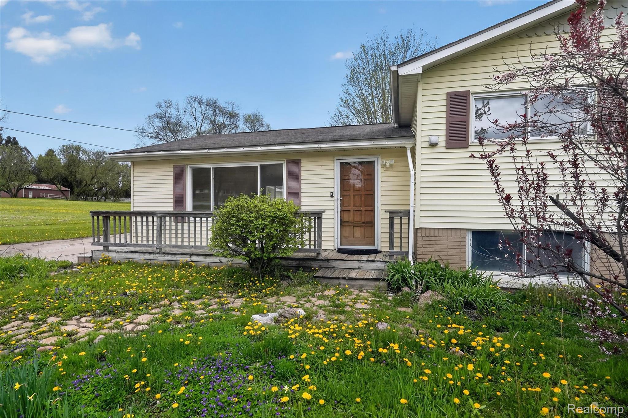 5457 E Frances Road Property Photo 5