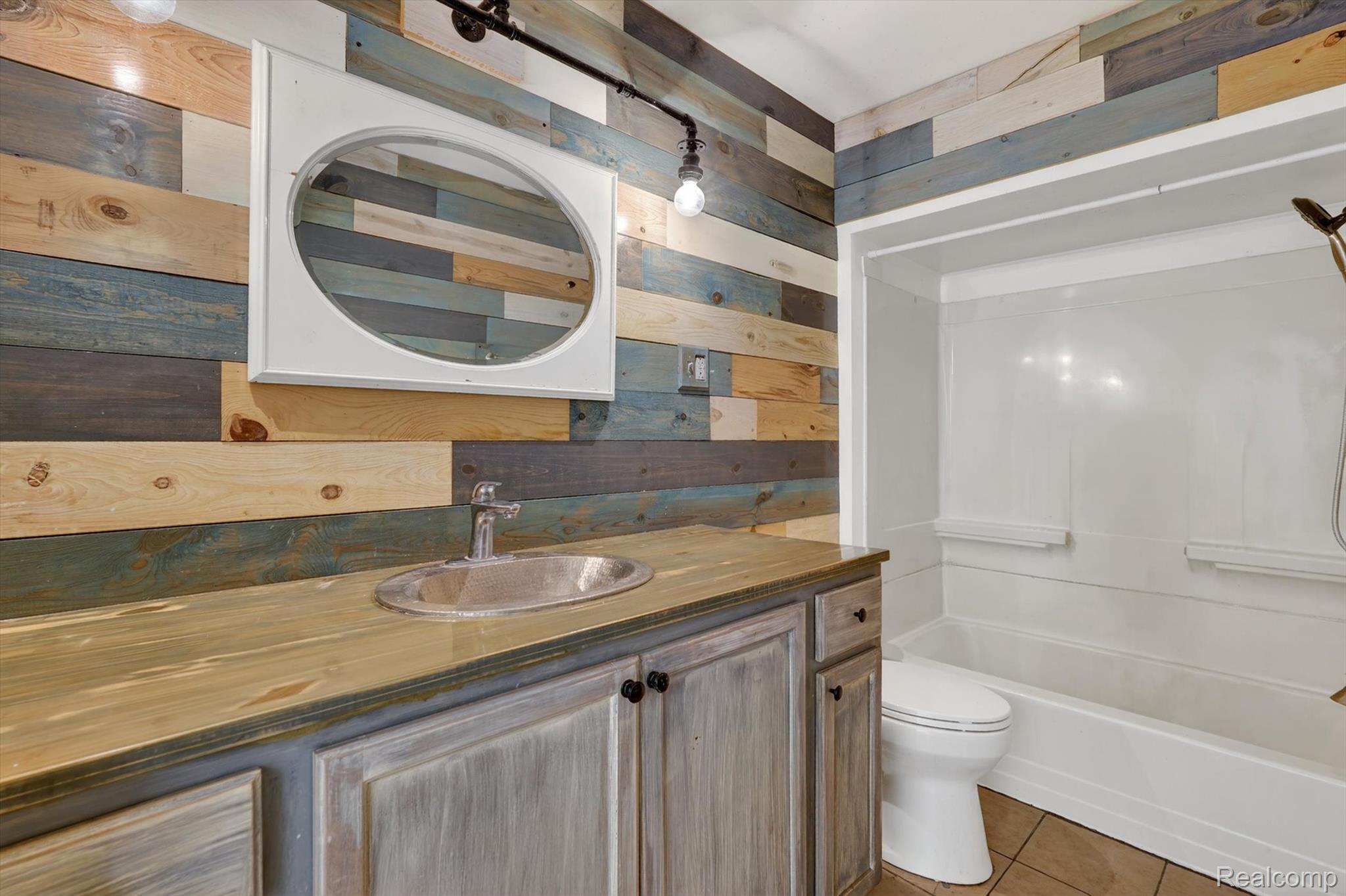5457 E Frances Road Property Photo 7