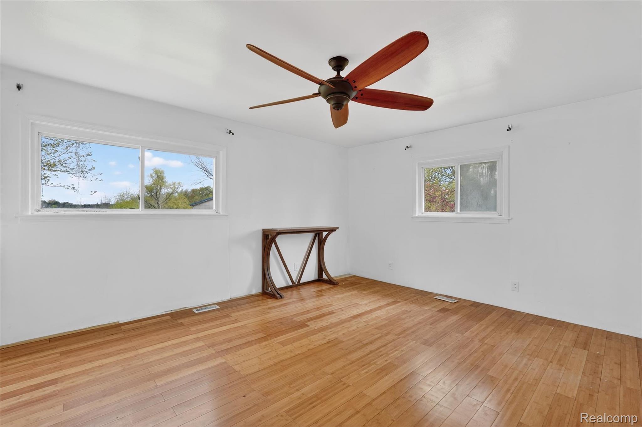 5457 E Frances Road Property Photo 12
