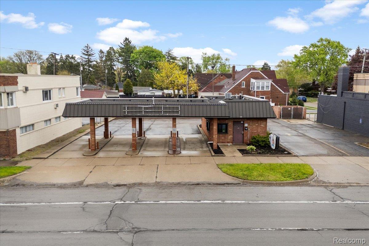 3461 Fort Street Property Photo 17