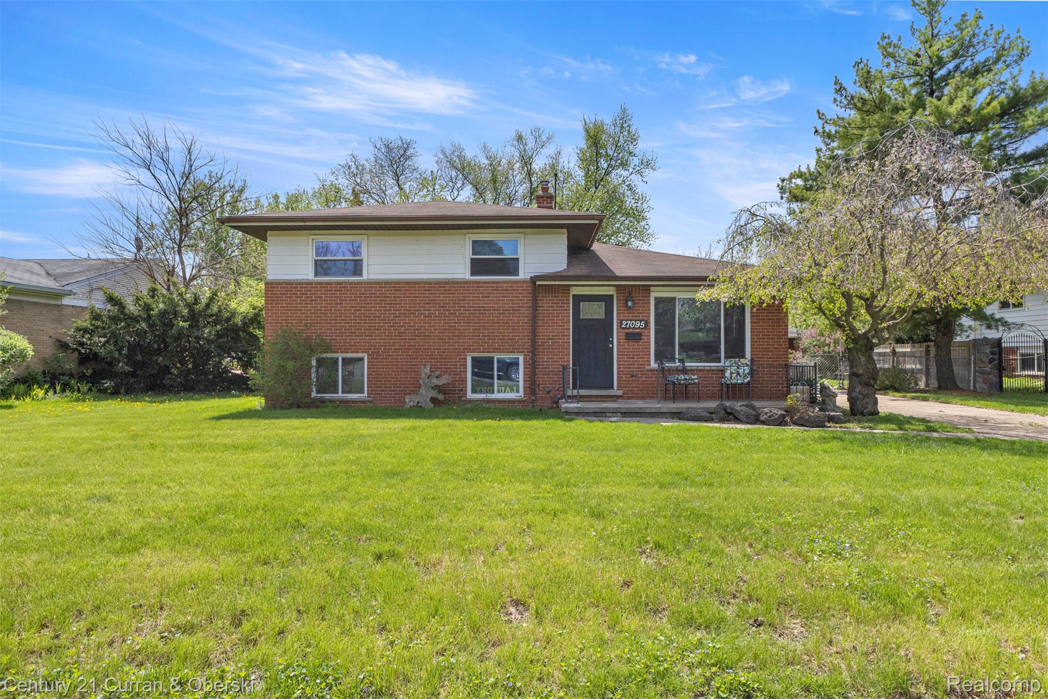 27095 Colgate Street Property Photo 1