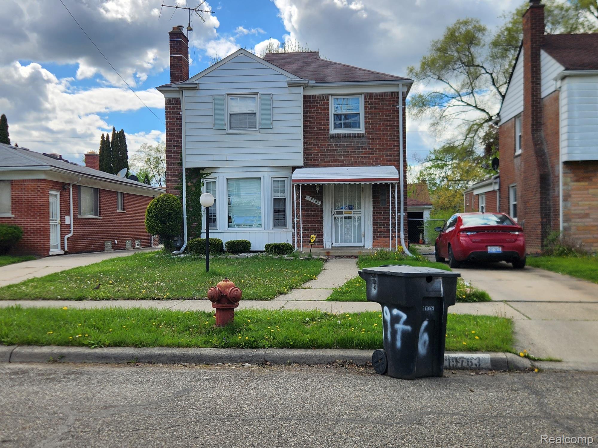 19763 Lesure Street Property Photo 1