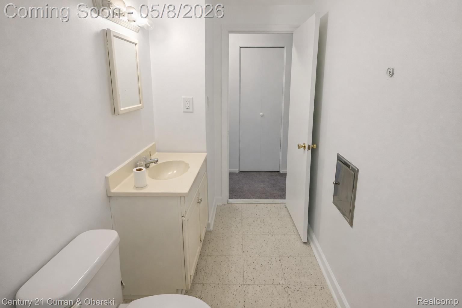 4030 W Davison Property Photo 7