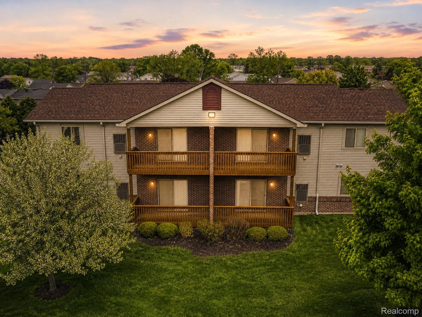 46075 Tallgrass Court Property Photo 2